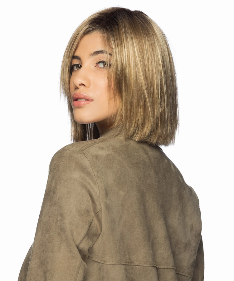Ellis Wig by Estetica | Synthetic Hair | Average Cap