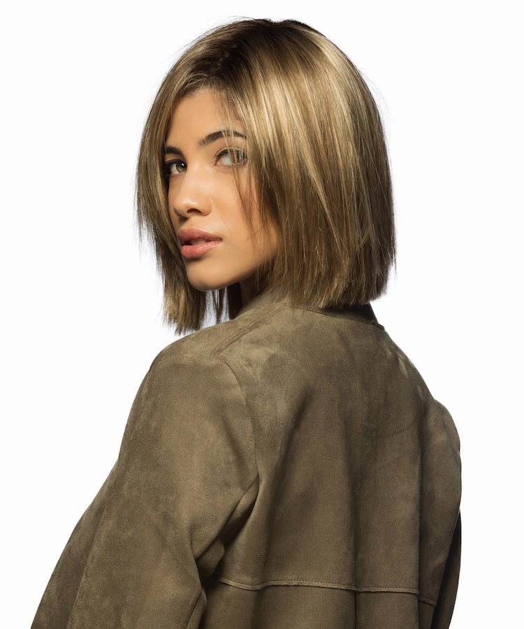Ellis Wig by Estetica | Synthetic Hair | Average Cap