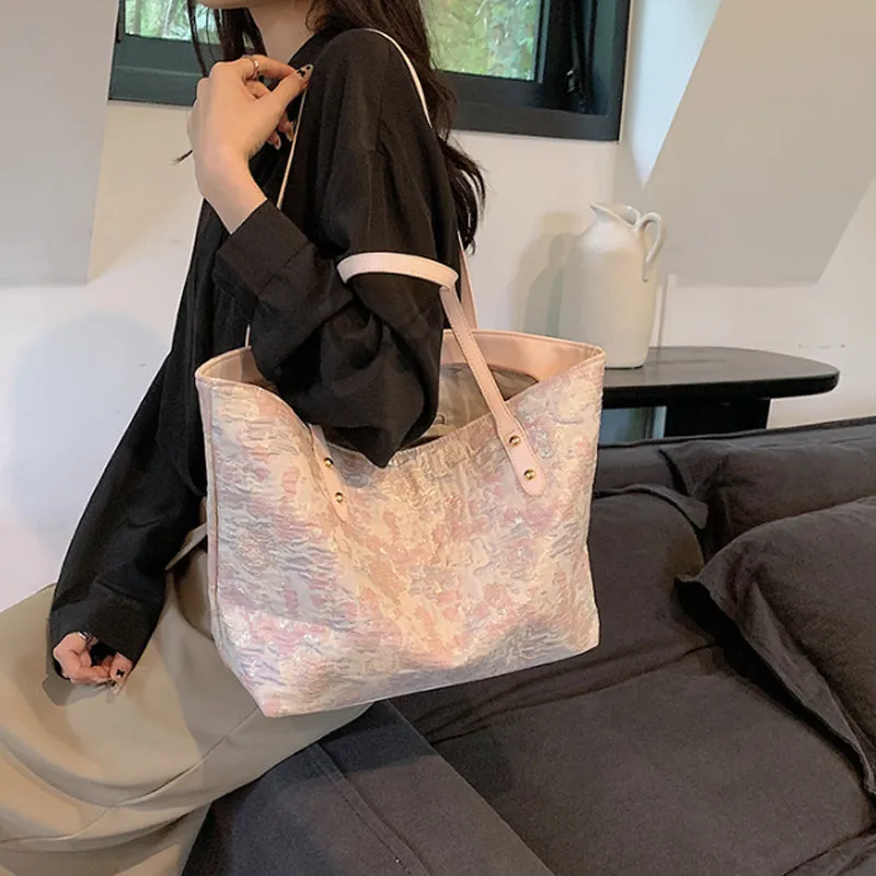 Embroidered Polyester Summer Commuter Tote Bag