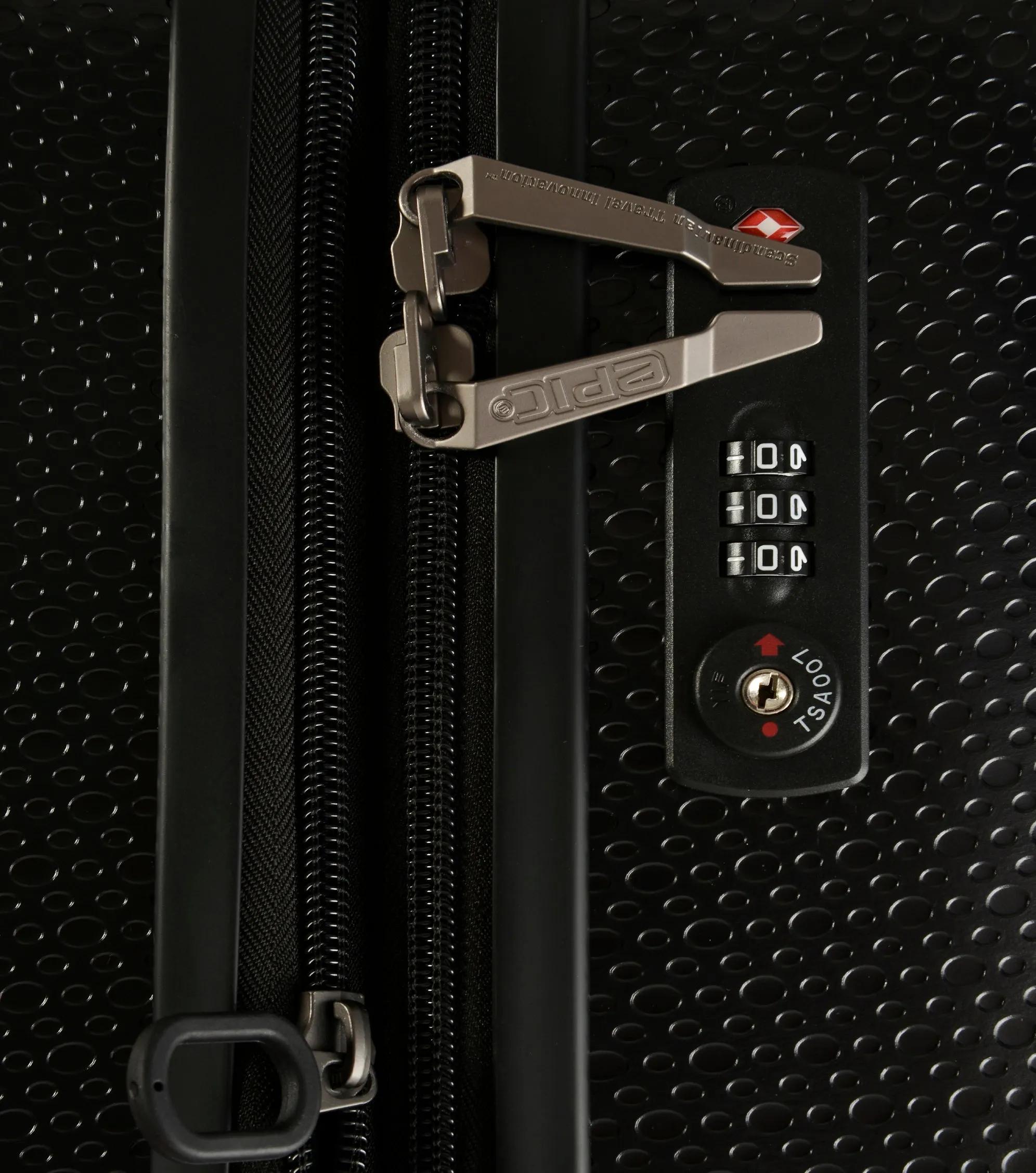 Epic GTO 4.0 29" 4-Wheel Large Luggage