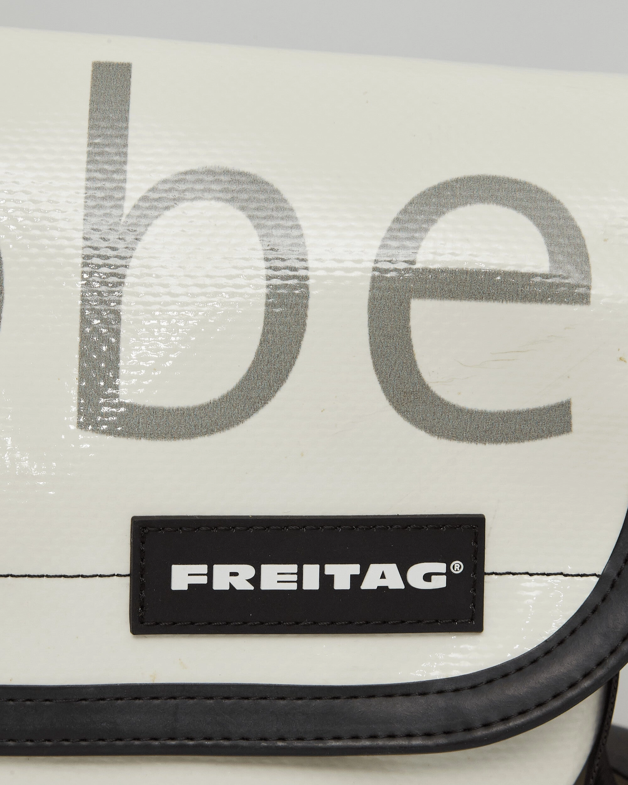 F41 Hawaii Five-0 Extra Small Messenger Bag White