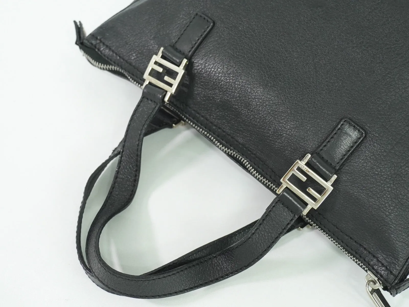 Fendi Leather Tote Bag (Pre-Owned)