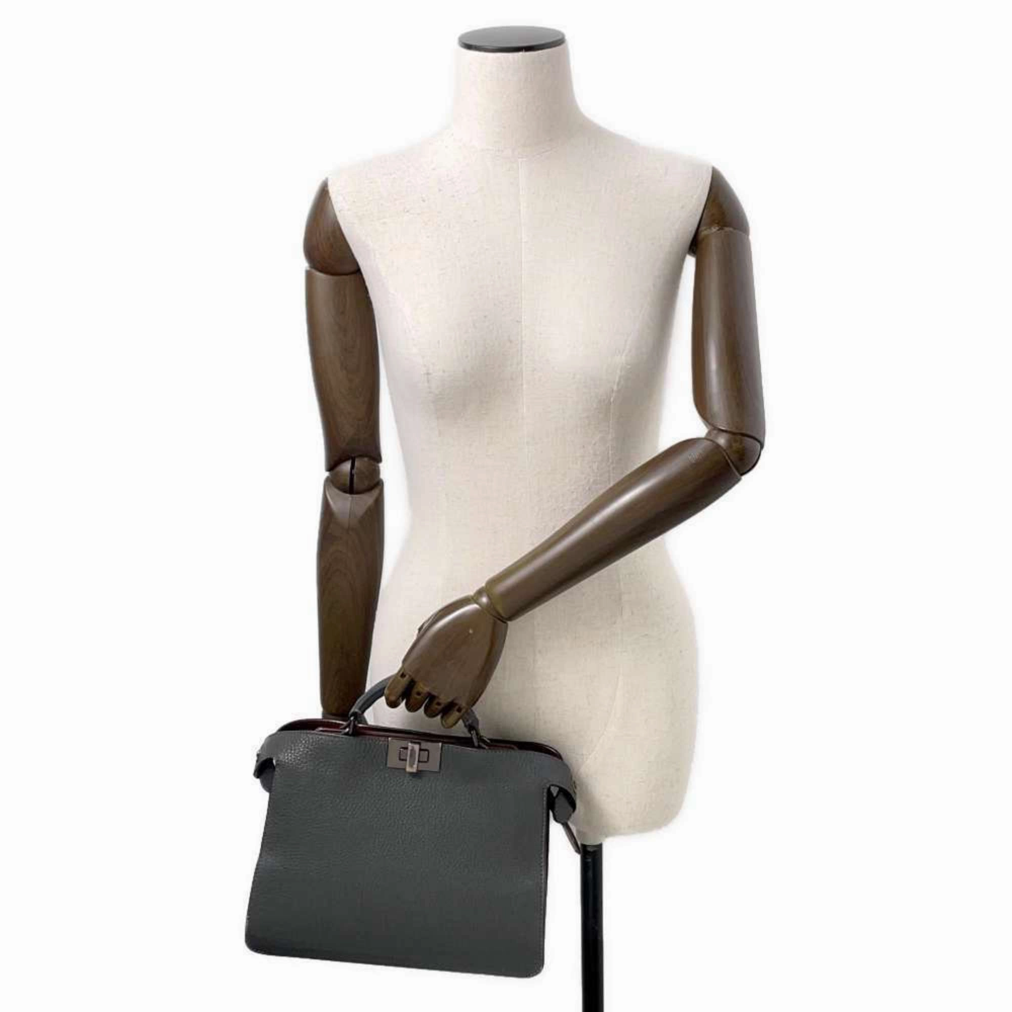 Fendi  Leather Handbag (Pre-Owned)