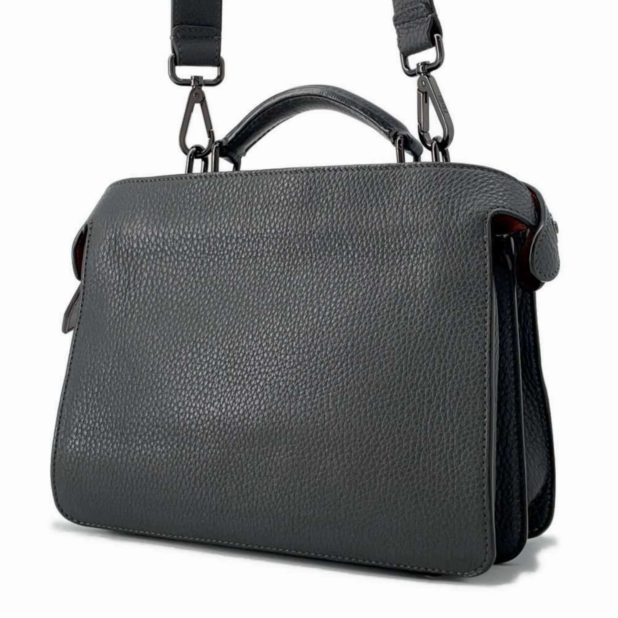 Fendi  Leather Handbag (Pre-Owned)