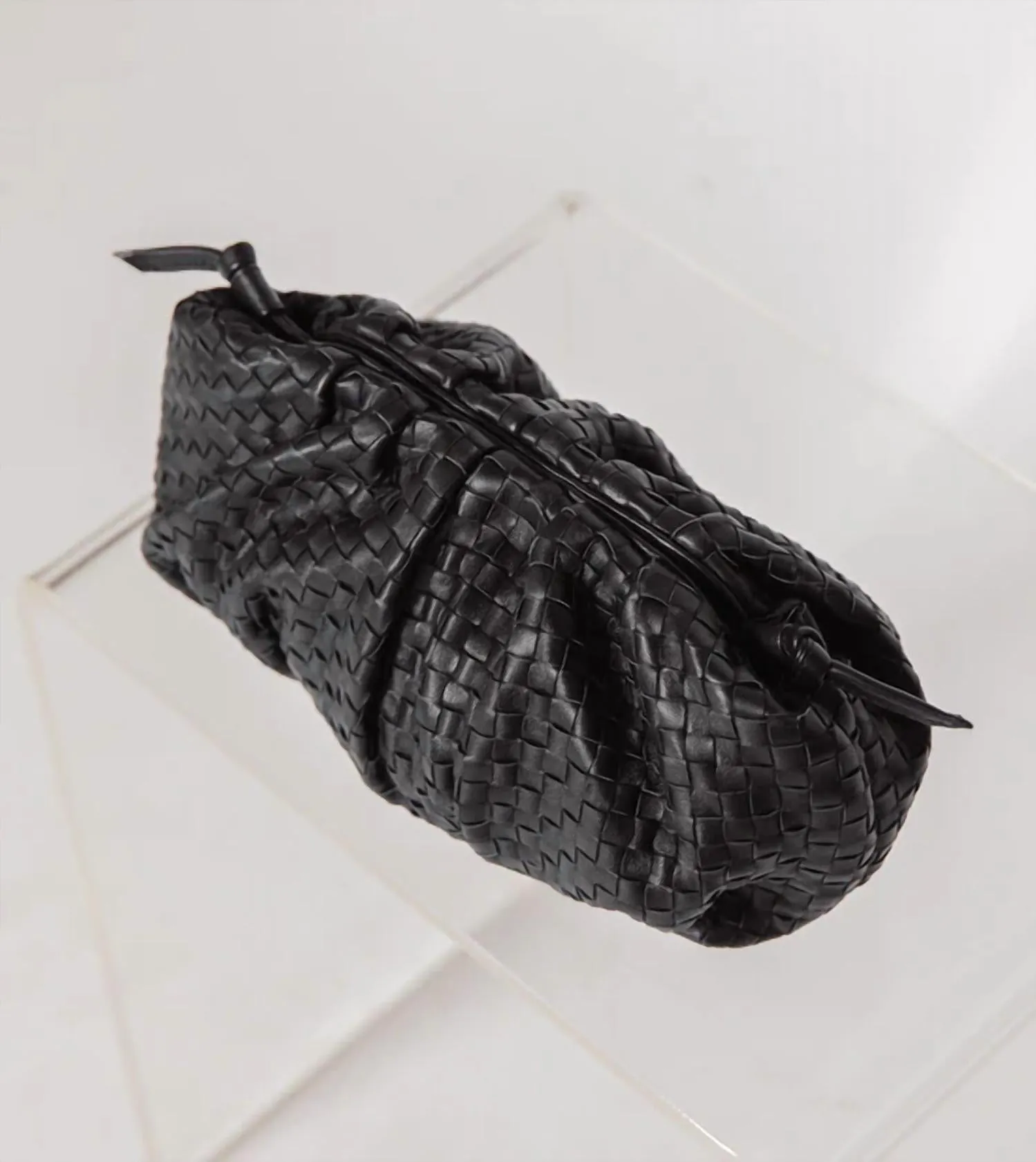 Gigi Woven Crossbody Bag In Black