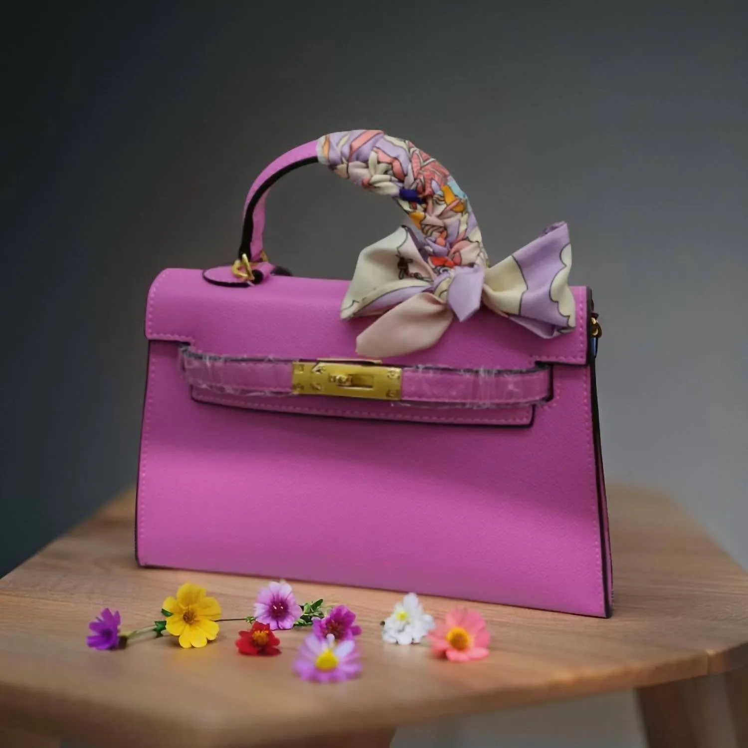 Glam Signature Mini Purse In Hot Pink