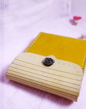 Handmade yellow vintage leather billfold ID card photo holder bifold wallet for women girl