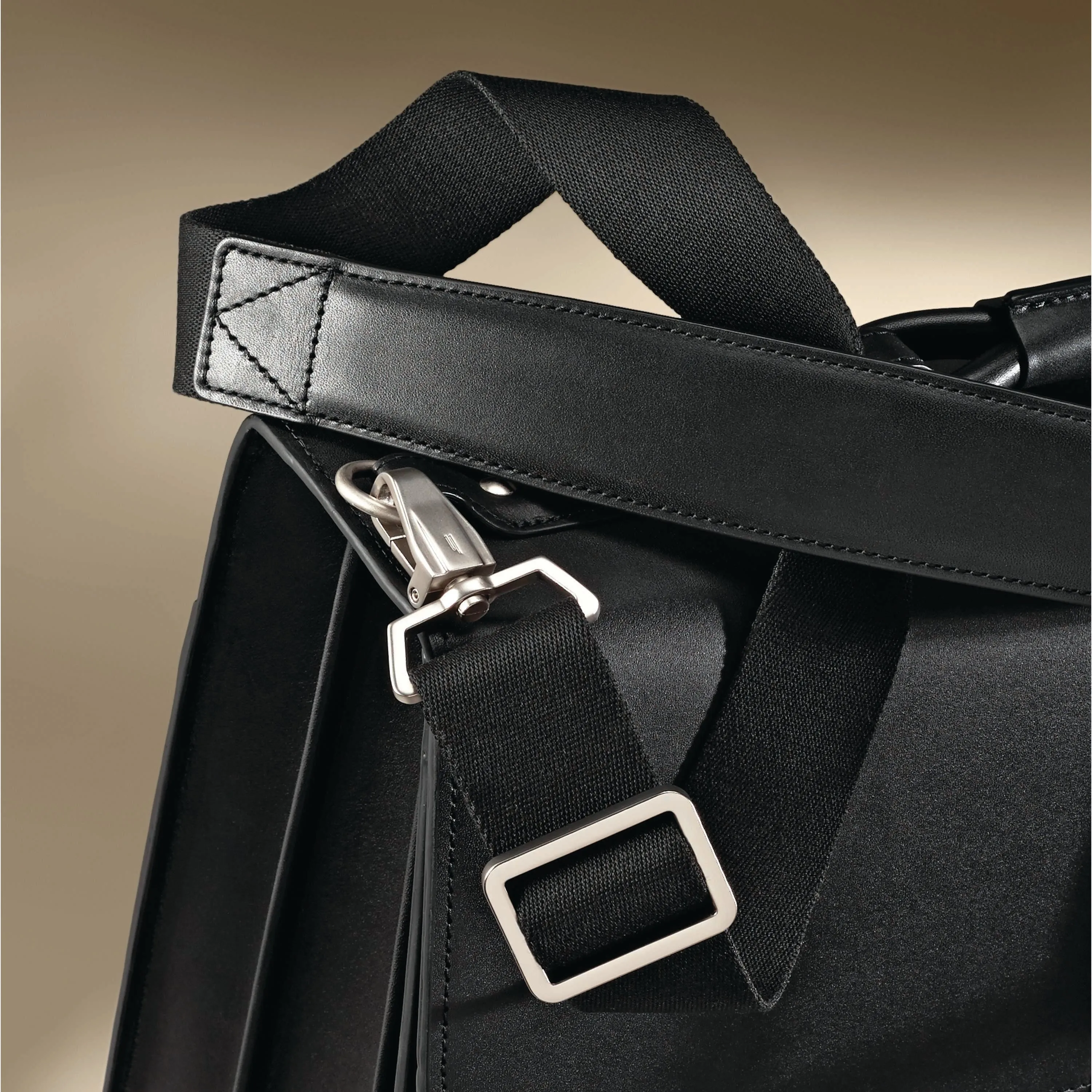Hartmann Heritage Flap Brief