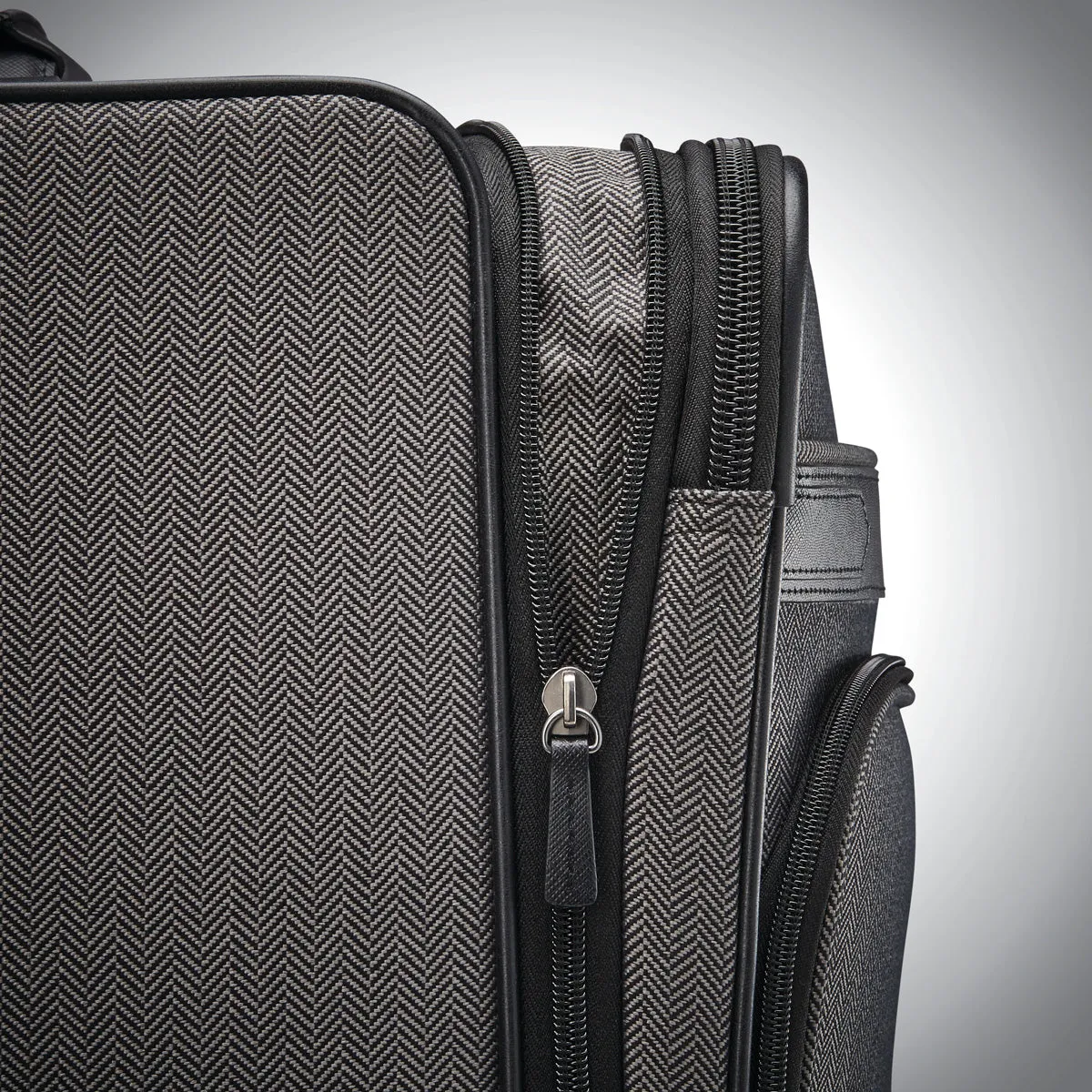 Hartmann Herringbone Deluxe Carry On Expandable Spinner