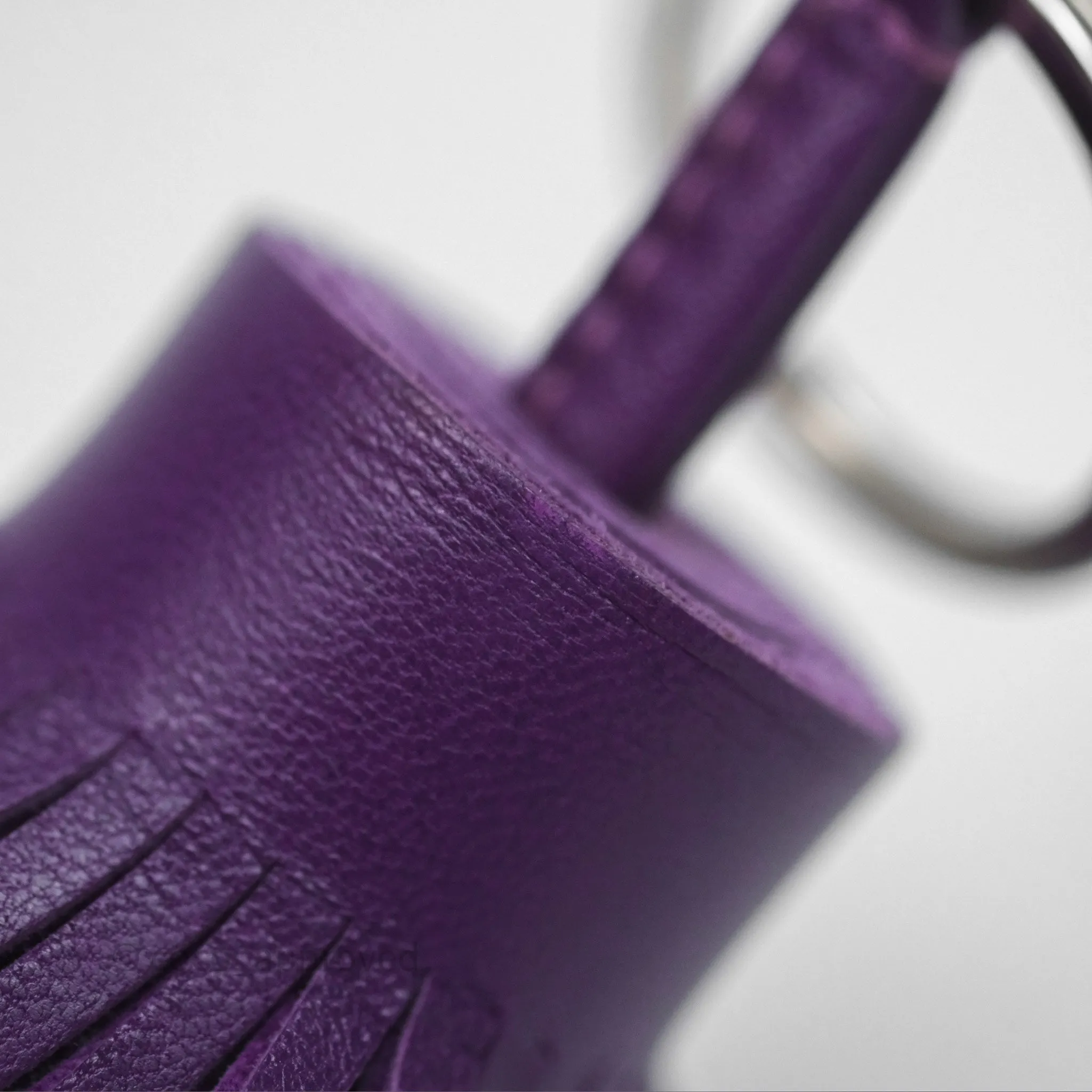 Herms Carmen Key Ring Violet Lambskin