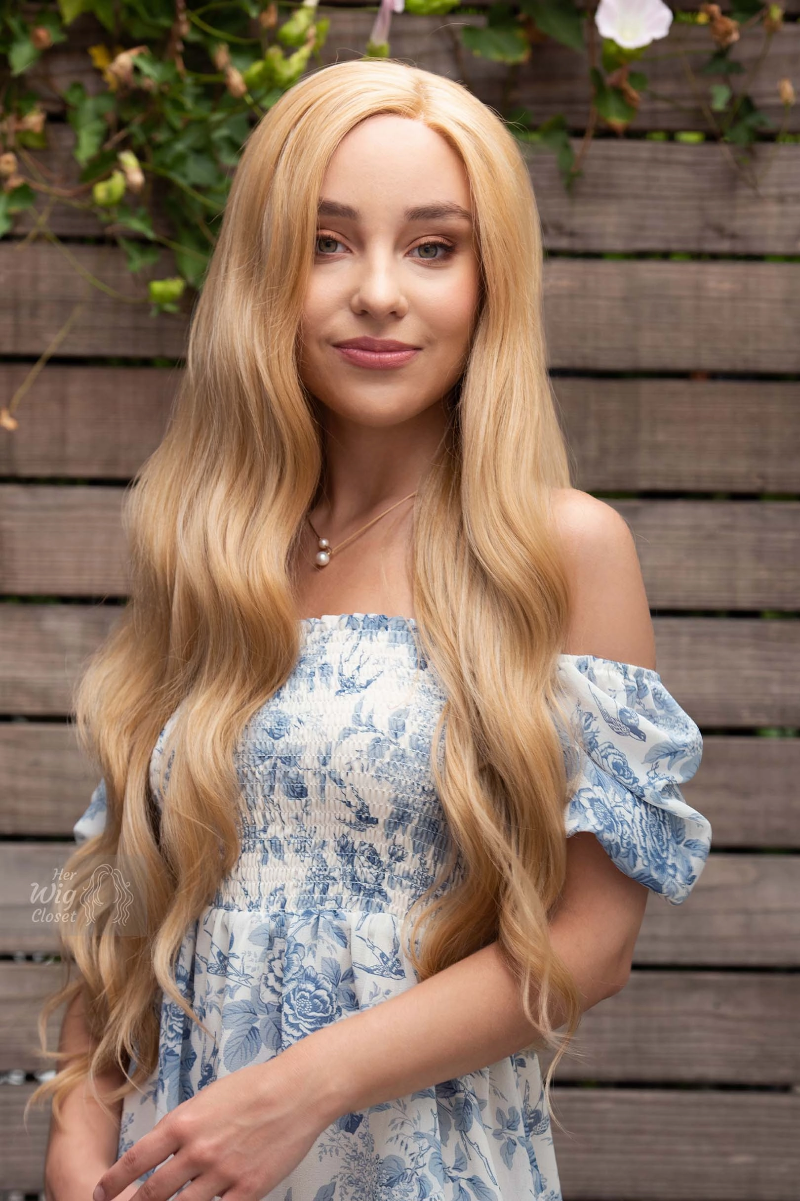 Honey Blonde Wavy Lace Front Synthetic Wig Bianca