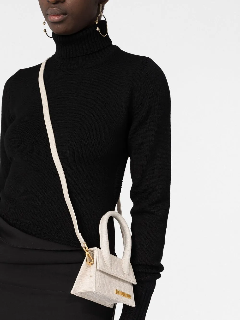 Jacquemus Women's Le Chiquito Moyen Tote Bag