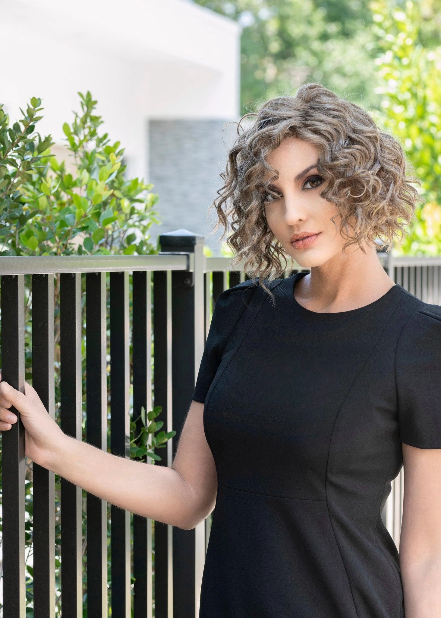 Jordan Wig by Envy | Human Hair Blend (Lace Front Mono Part)