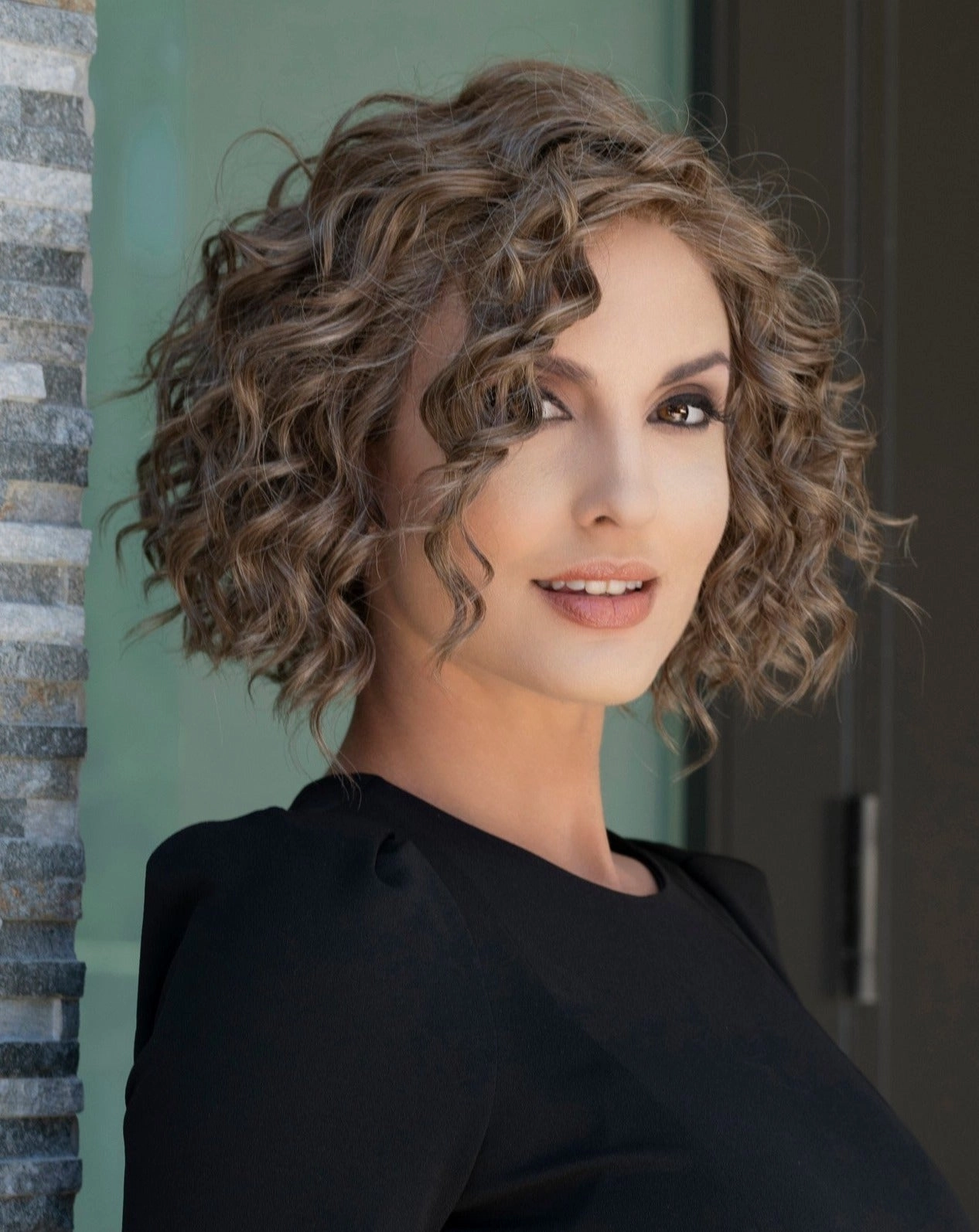 Jordan Wig by Envy | Human Hair/Heat Friendly Synthetic Blend Hair | Average Cap