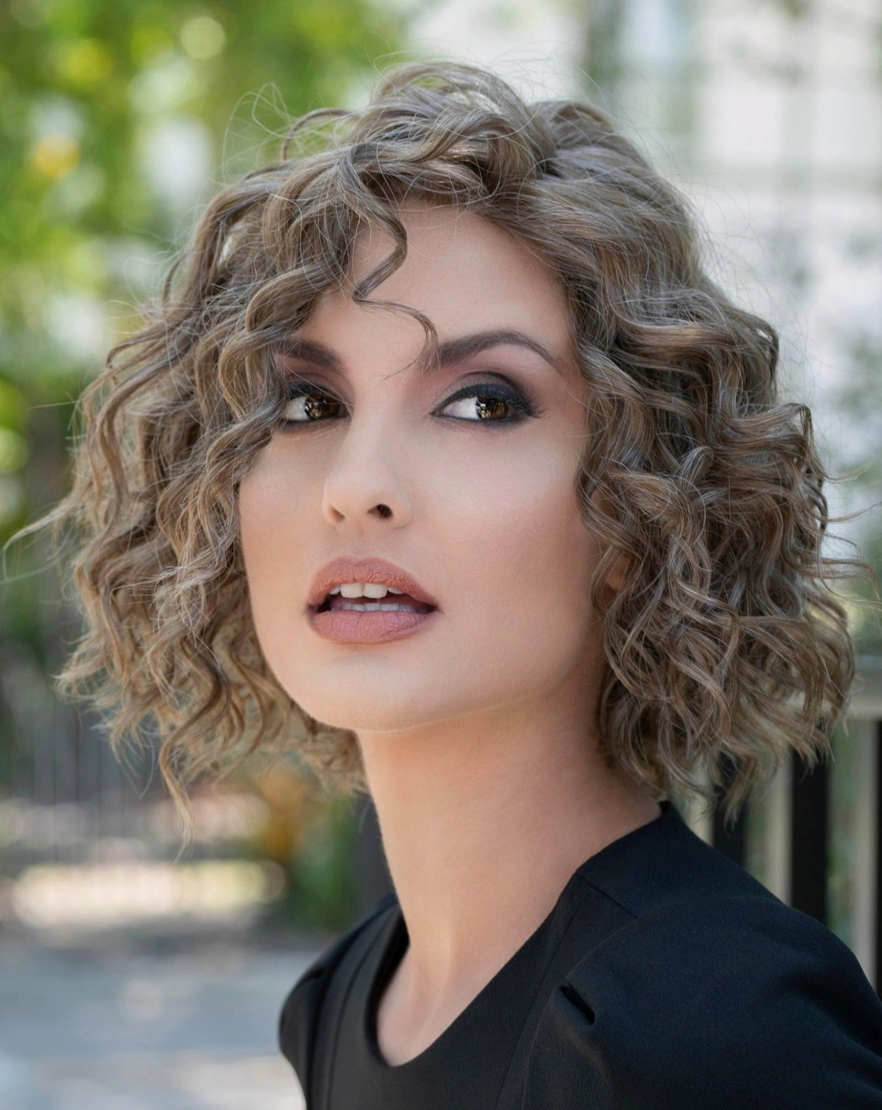 Jordan Wig by Envy | Human Hair/Heat Friendly Synthetic Blend Hair | Average Cap