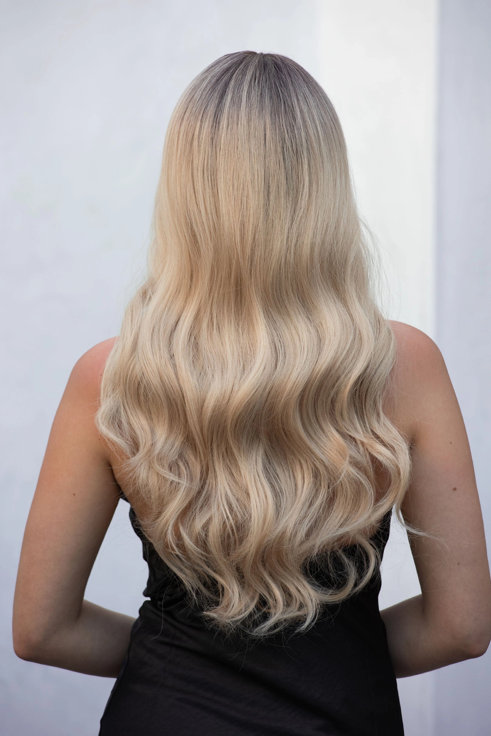 Light Blonde Ombre Wavy Synthetic Wig with Bangs Kenna
