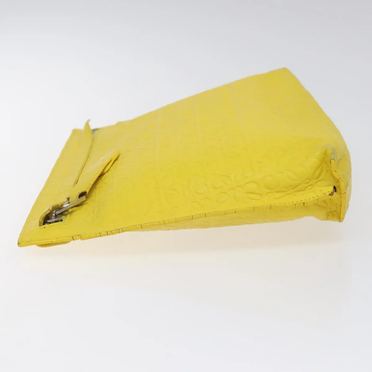 Loewe Leather Clutch Bag (Pre-Owned)