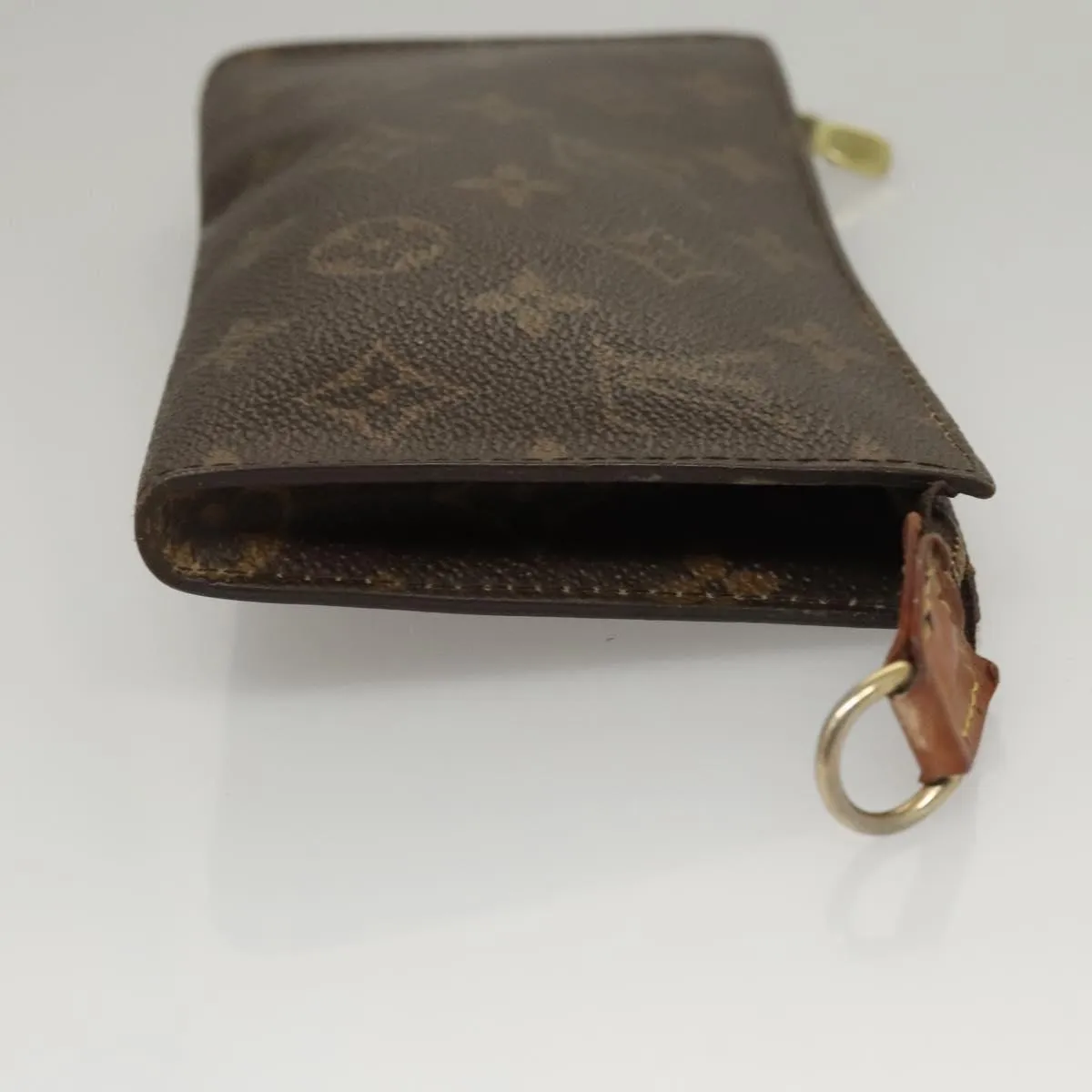 Louis Vuitton Bucket Canvas Clutch Bag (Pre-Owned)