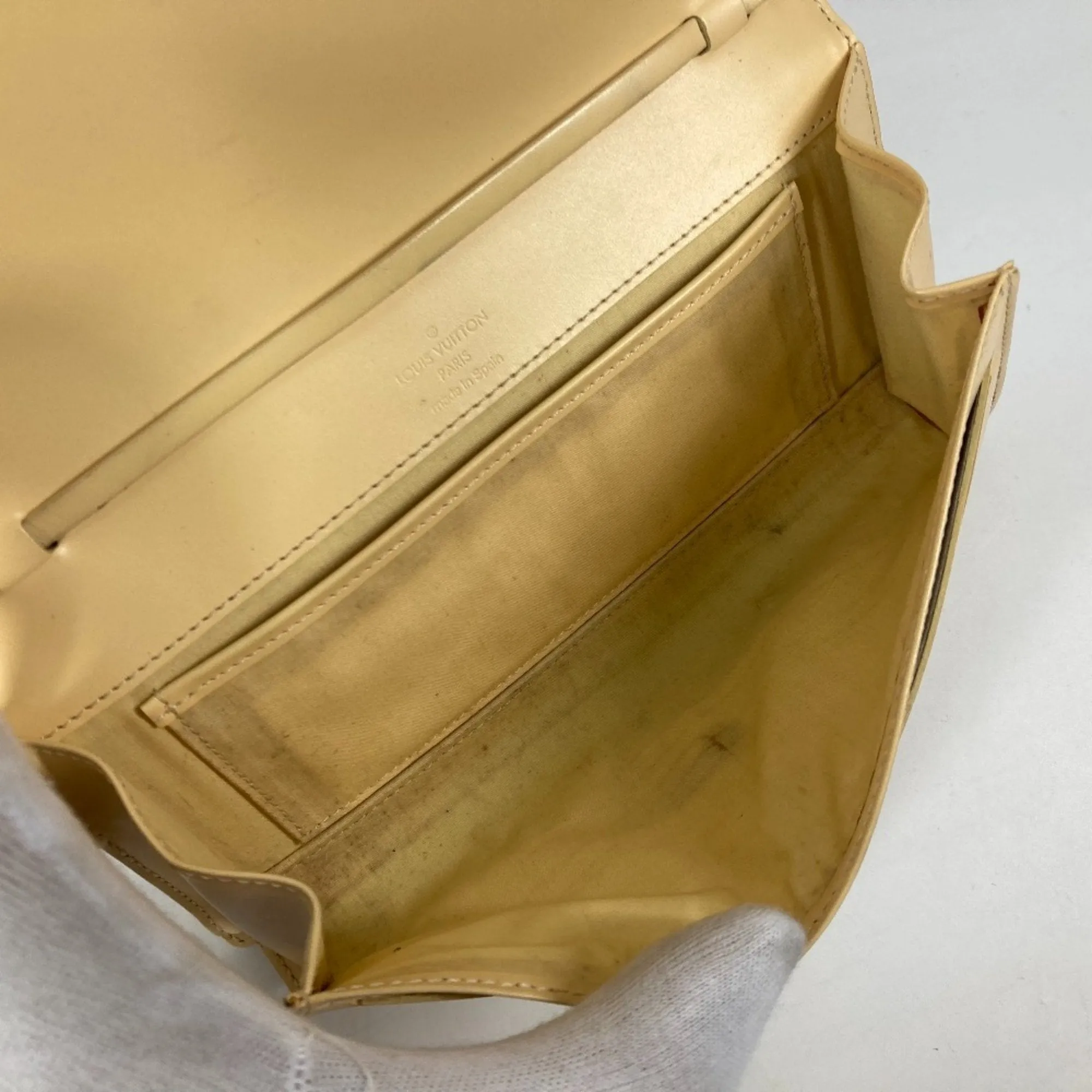 Louis Vuitton Honfleur Leather Clutch Bag (Pre-Owned)