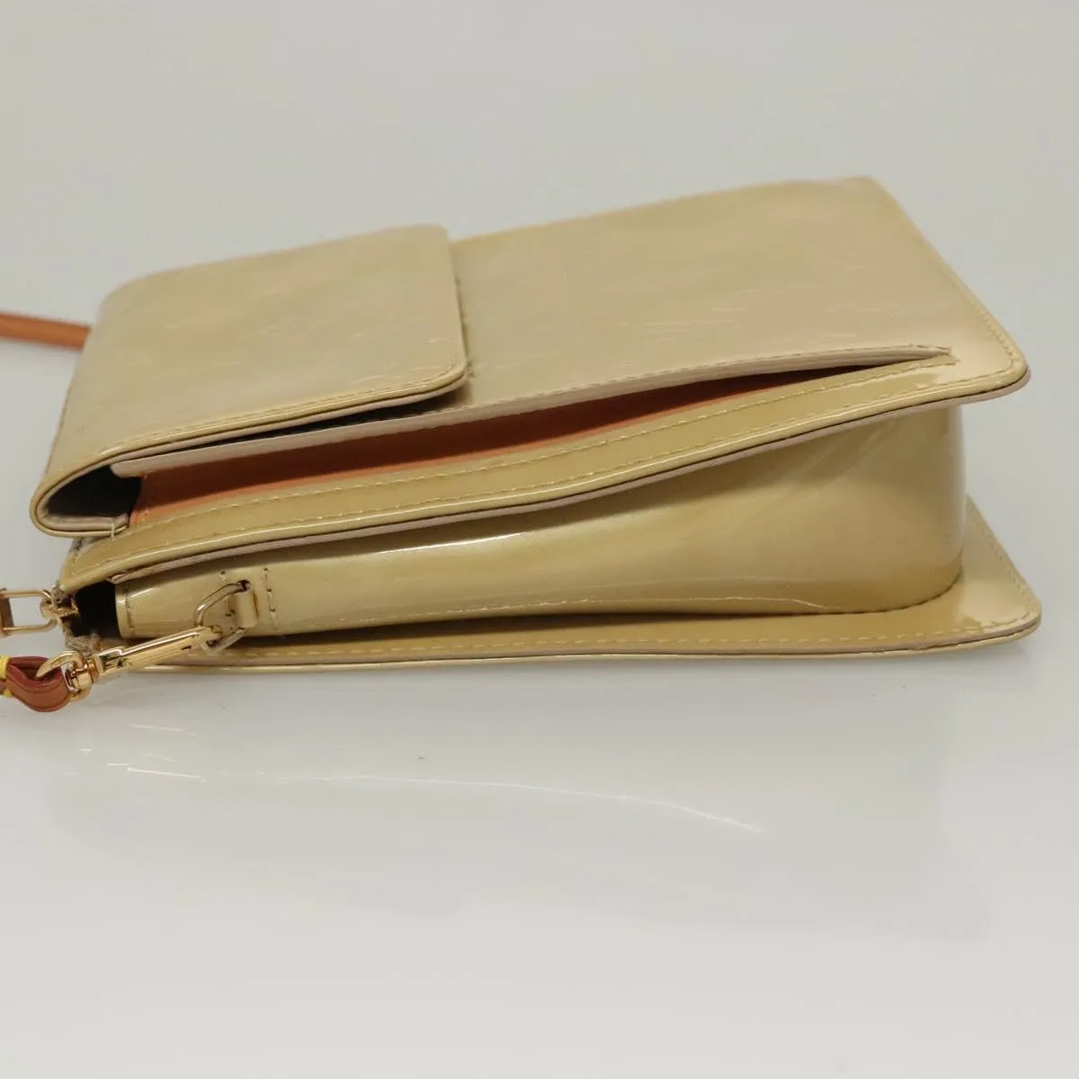 Louis Vuitton Mott Patent Leather Clutch Bag (Pre-Owned)
