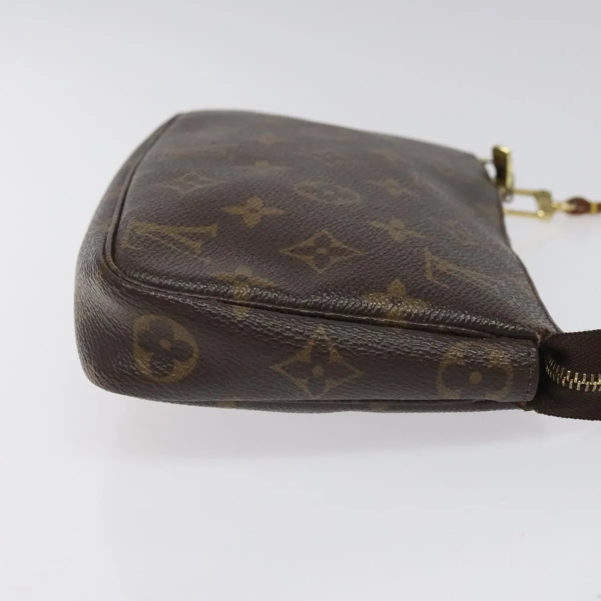 Louis Vuitton Pochette Accessoire Canvas Clutch Bag (Pre-Owned)