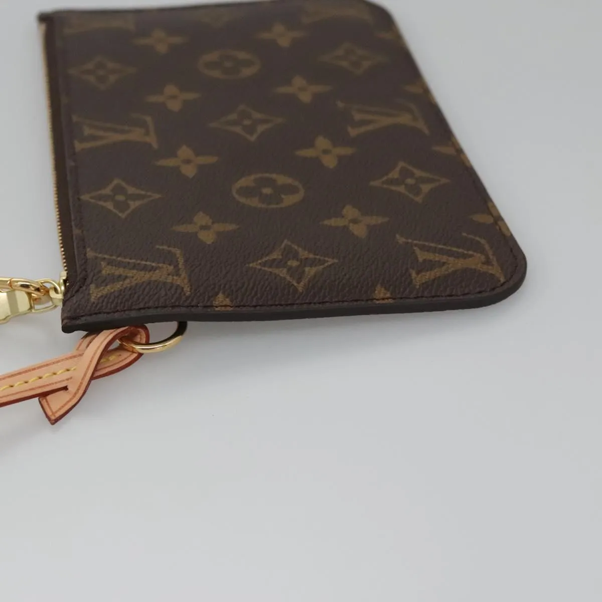 Louis Vuitton Pochette Accessoire Canvas Clutch Bag (Pre-Owned)