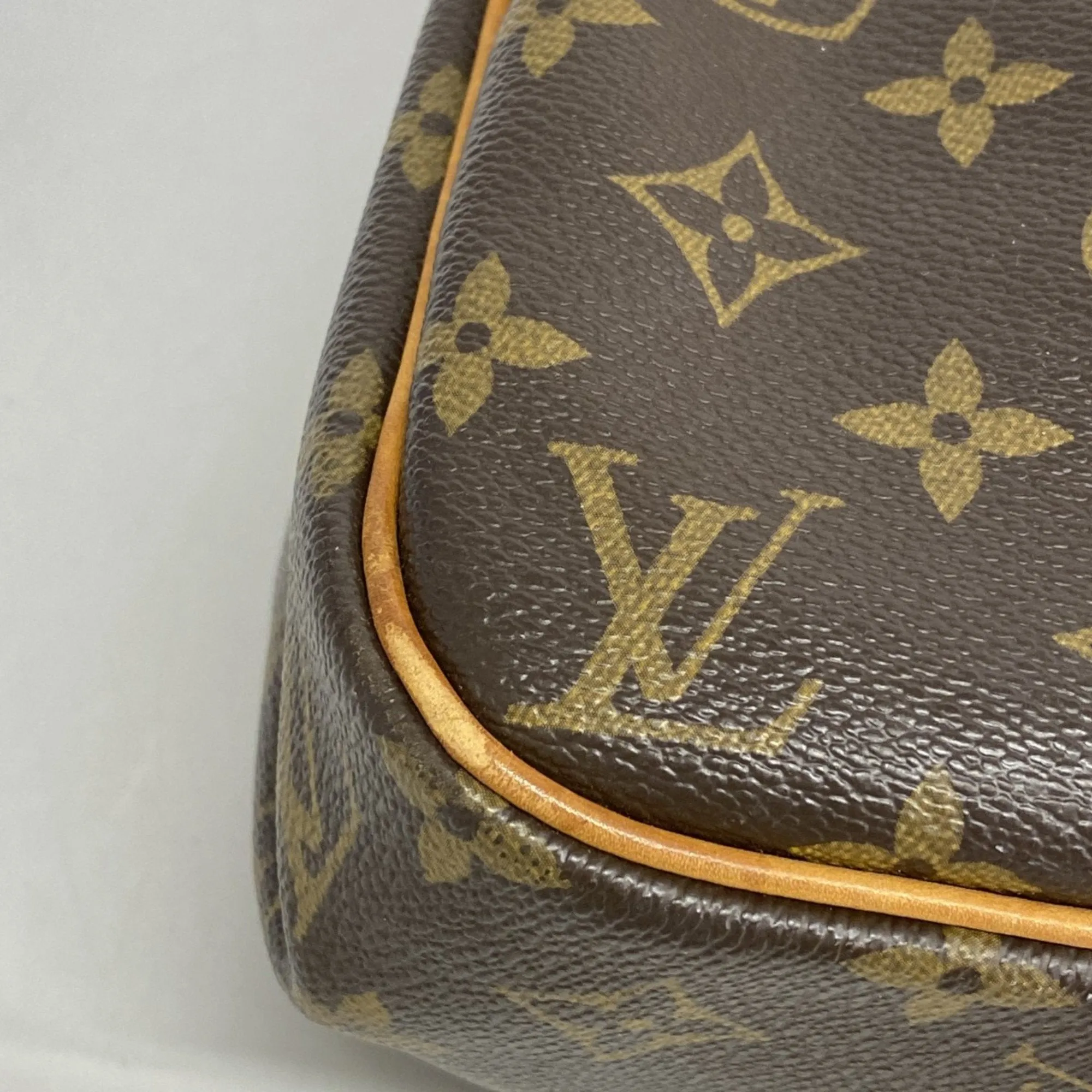 Louis Vuitton Tote Bag (Pre-Owned)