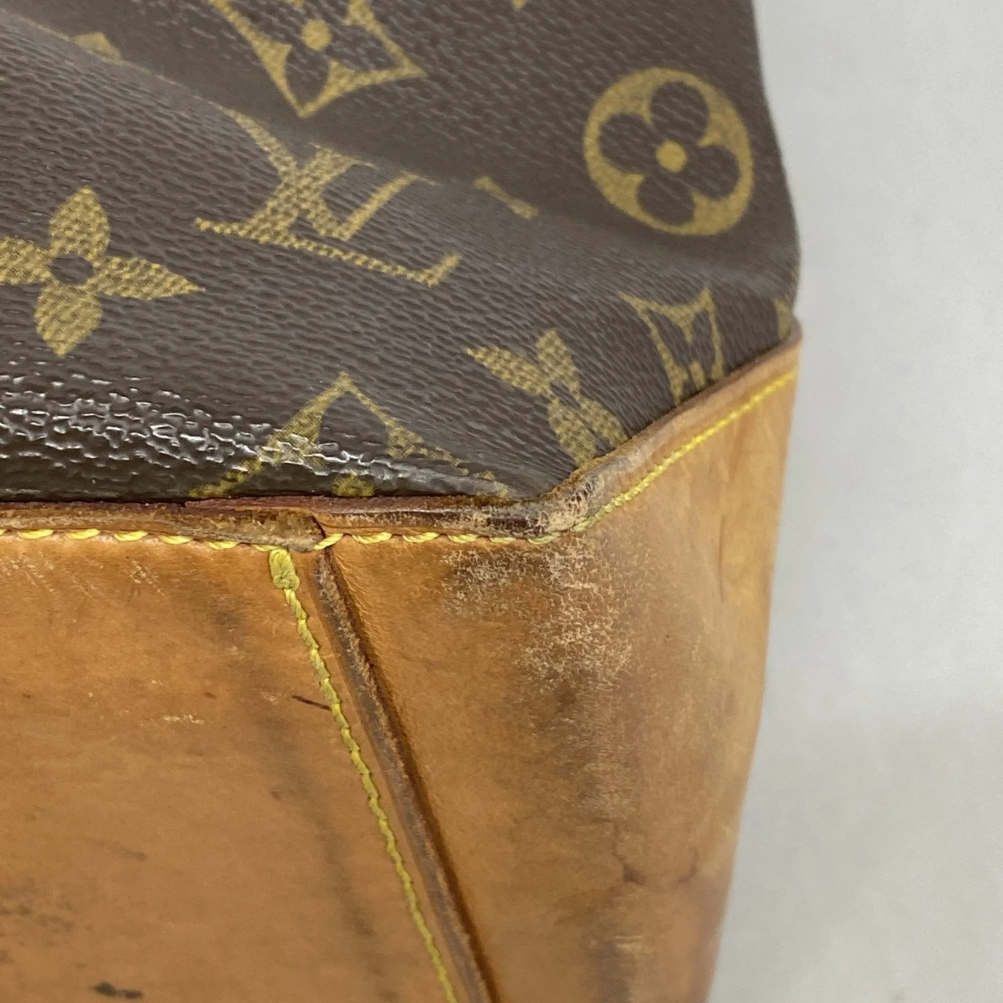 Louis Vuitton Tote Bag (Pre-Owned)