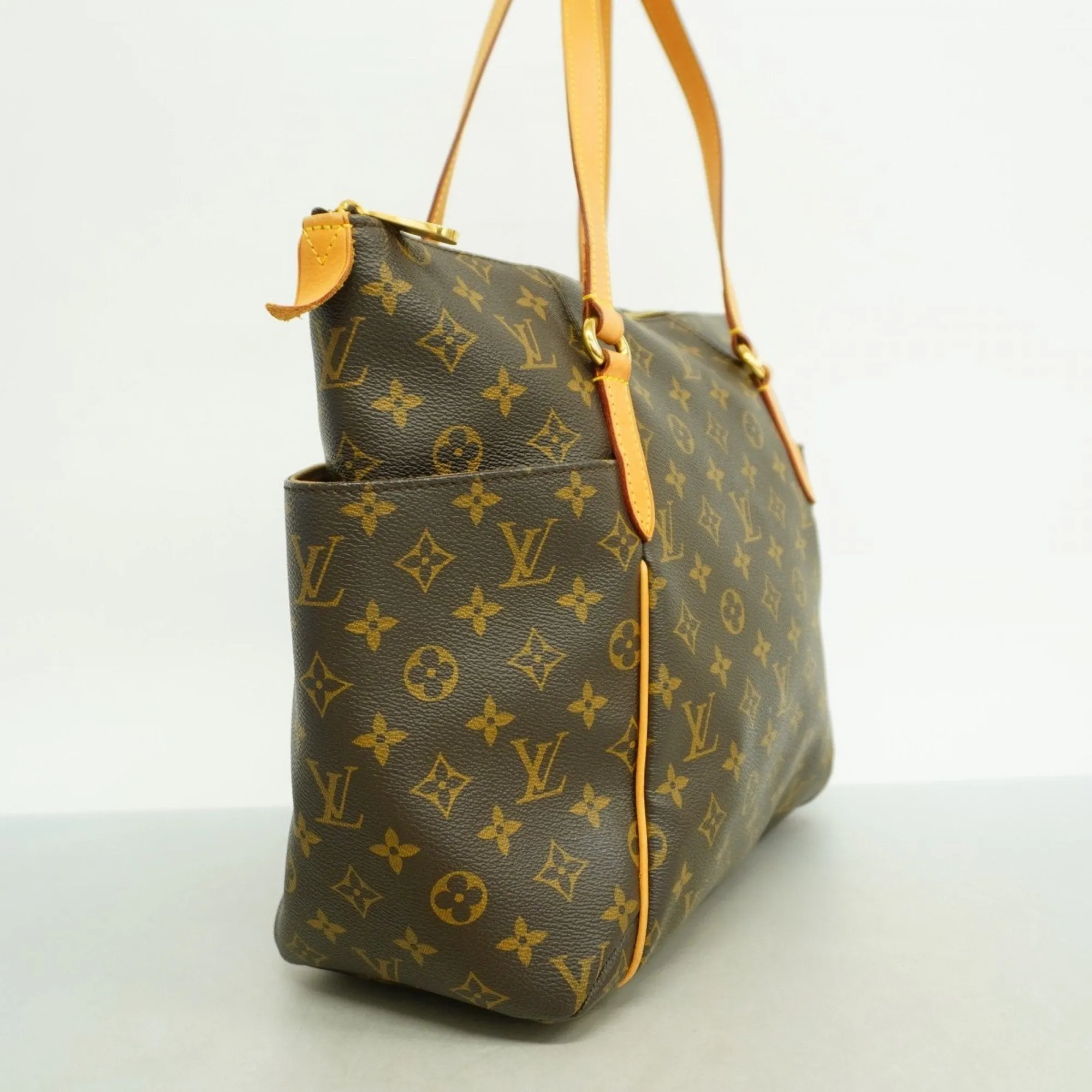 Louis Vuitton Tote Bag (Pre-Owned)