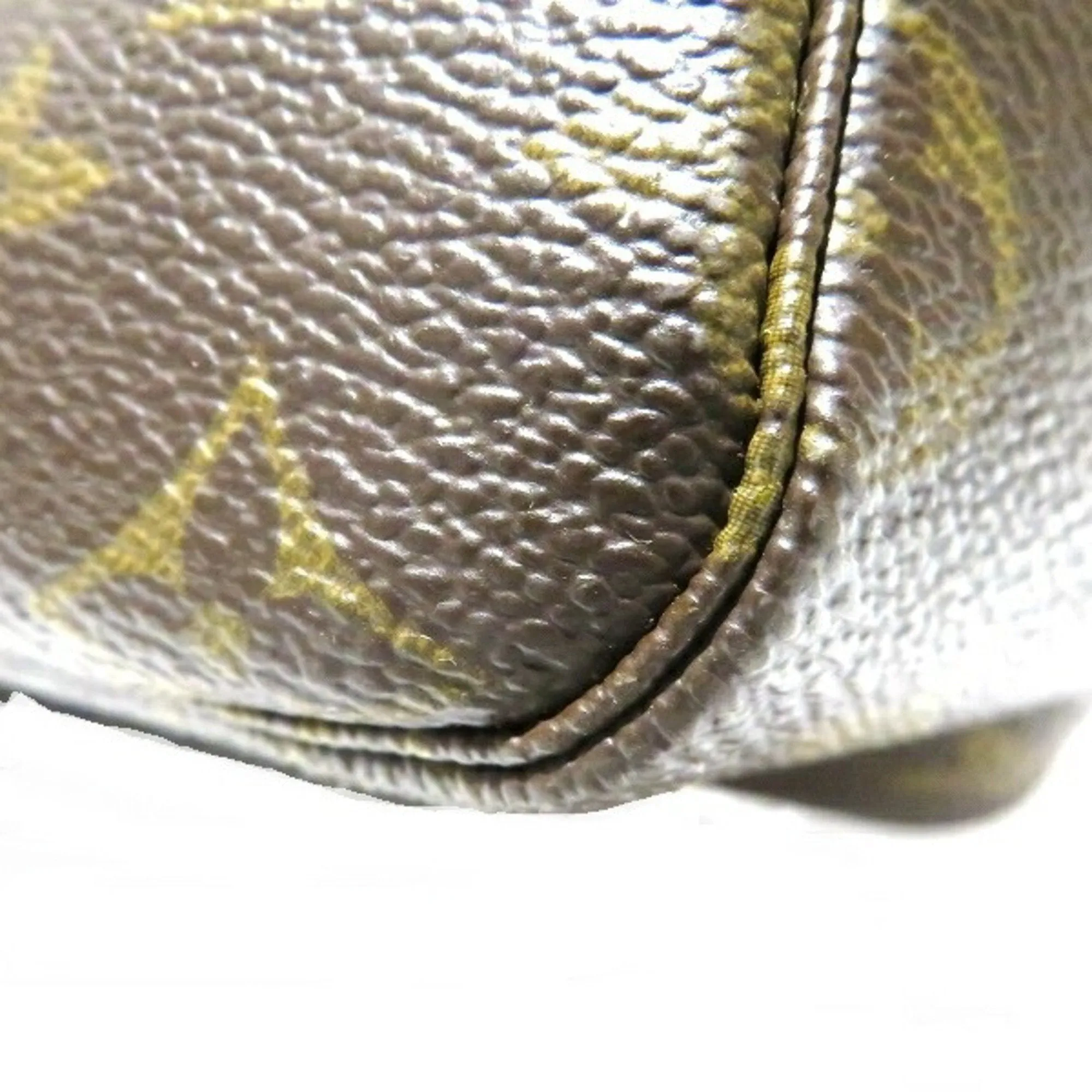 Louis Vuitton Trousse De Toilette Canvas Clutch Bag (Pre-Owned)