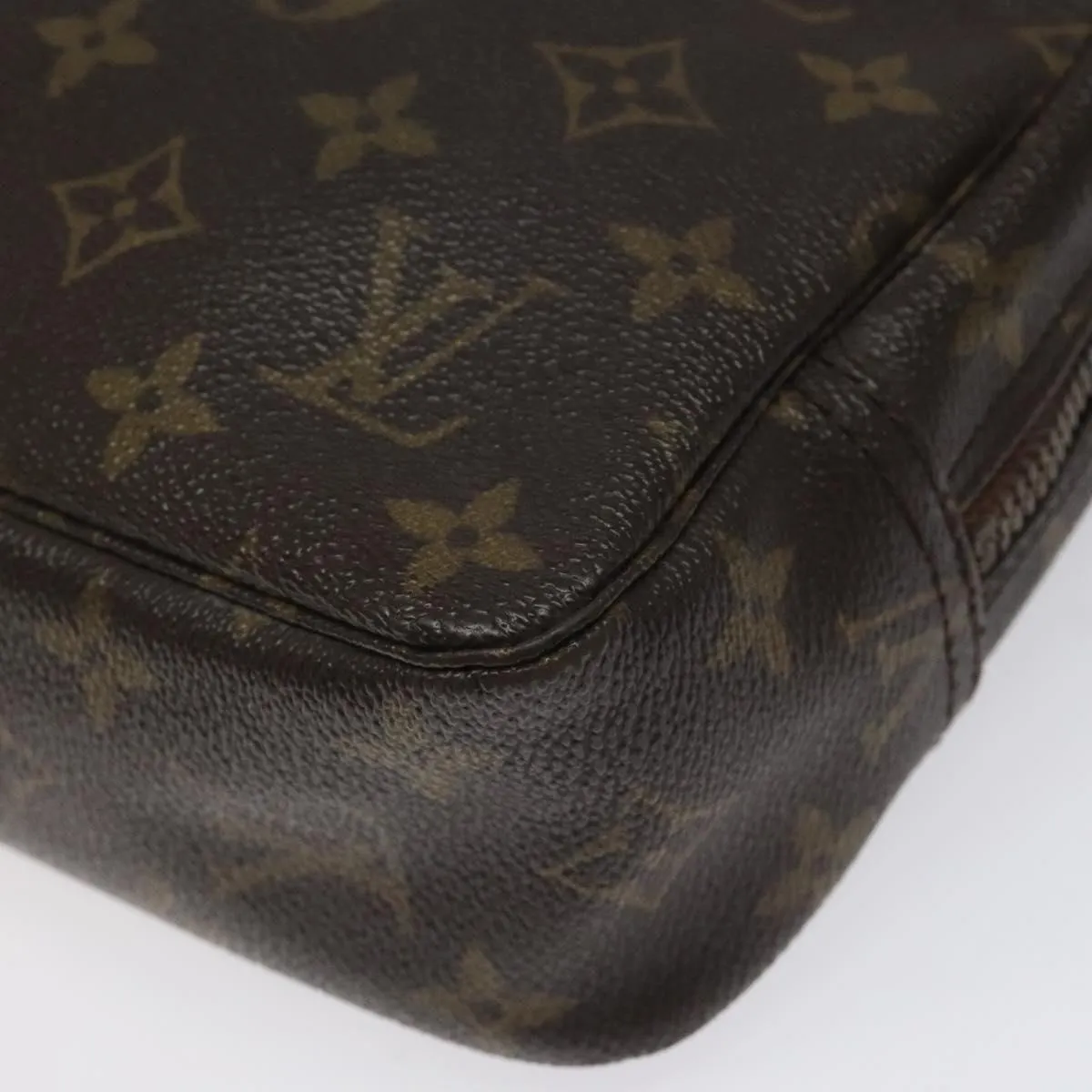 Louis Vuitton Truth Toilette 23 Canvas Clutch Bag (Pre-Owned)