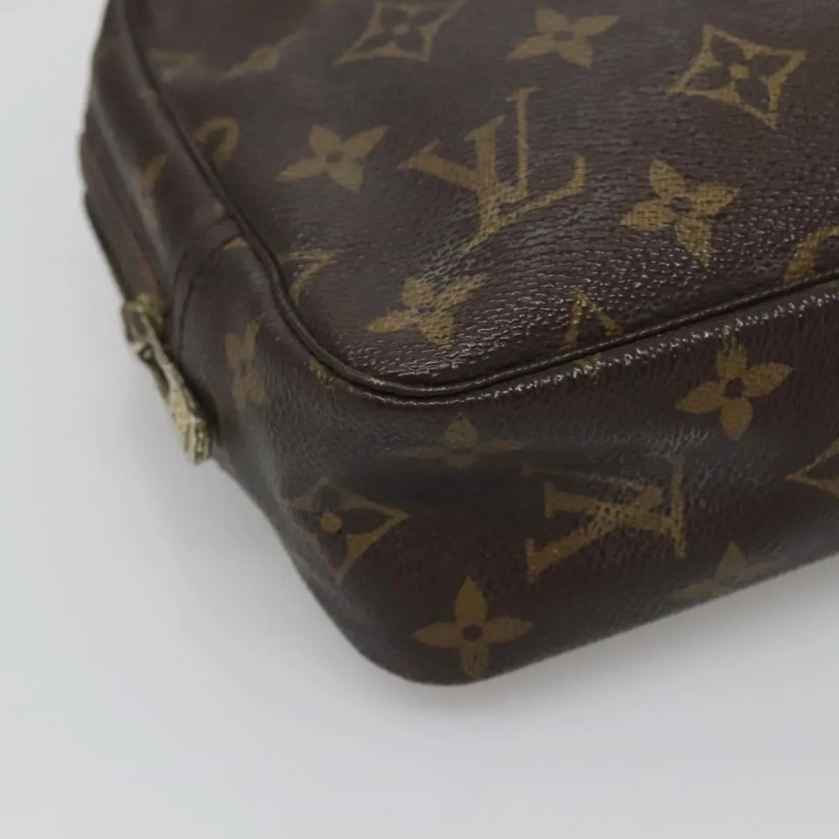 Louis Vuitton Truth Toilette 23 Canvas Clutch Bag (Pre-Owned)