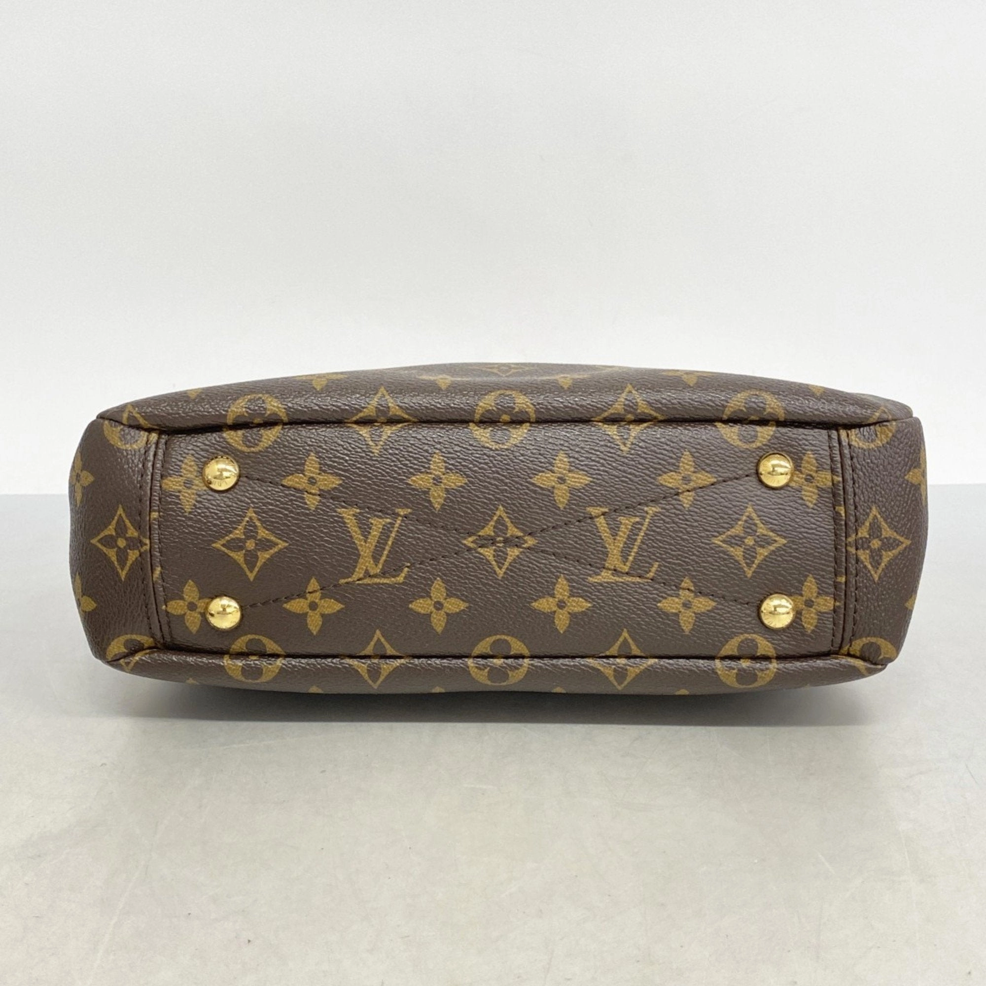Louis Vuitton Cerise Handbag (Pre-Owned)