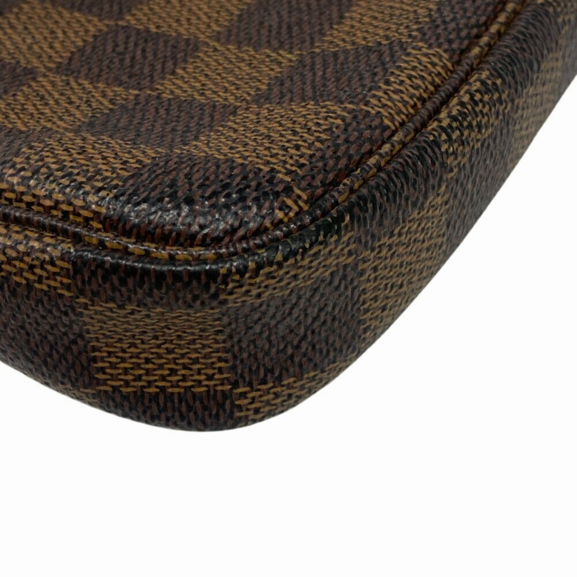 Louis Vuitton Damier Canvas Pouch (Pre-Owned)