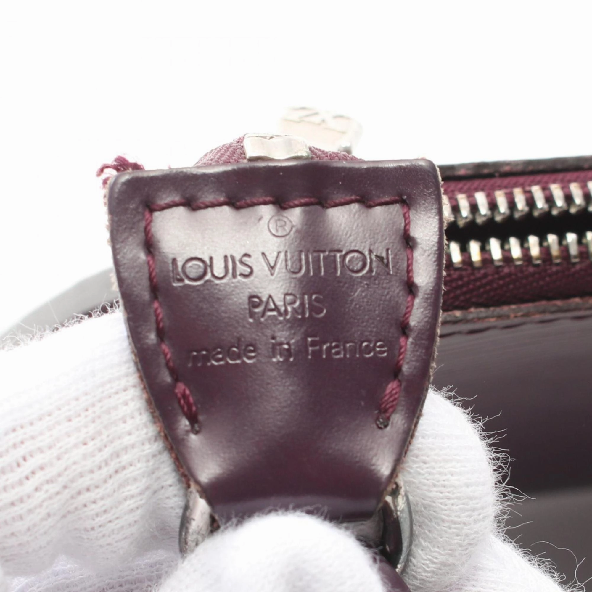 Louis Vuitton Epi Leather Handbag Pochette (Pre-Owned)