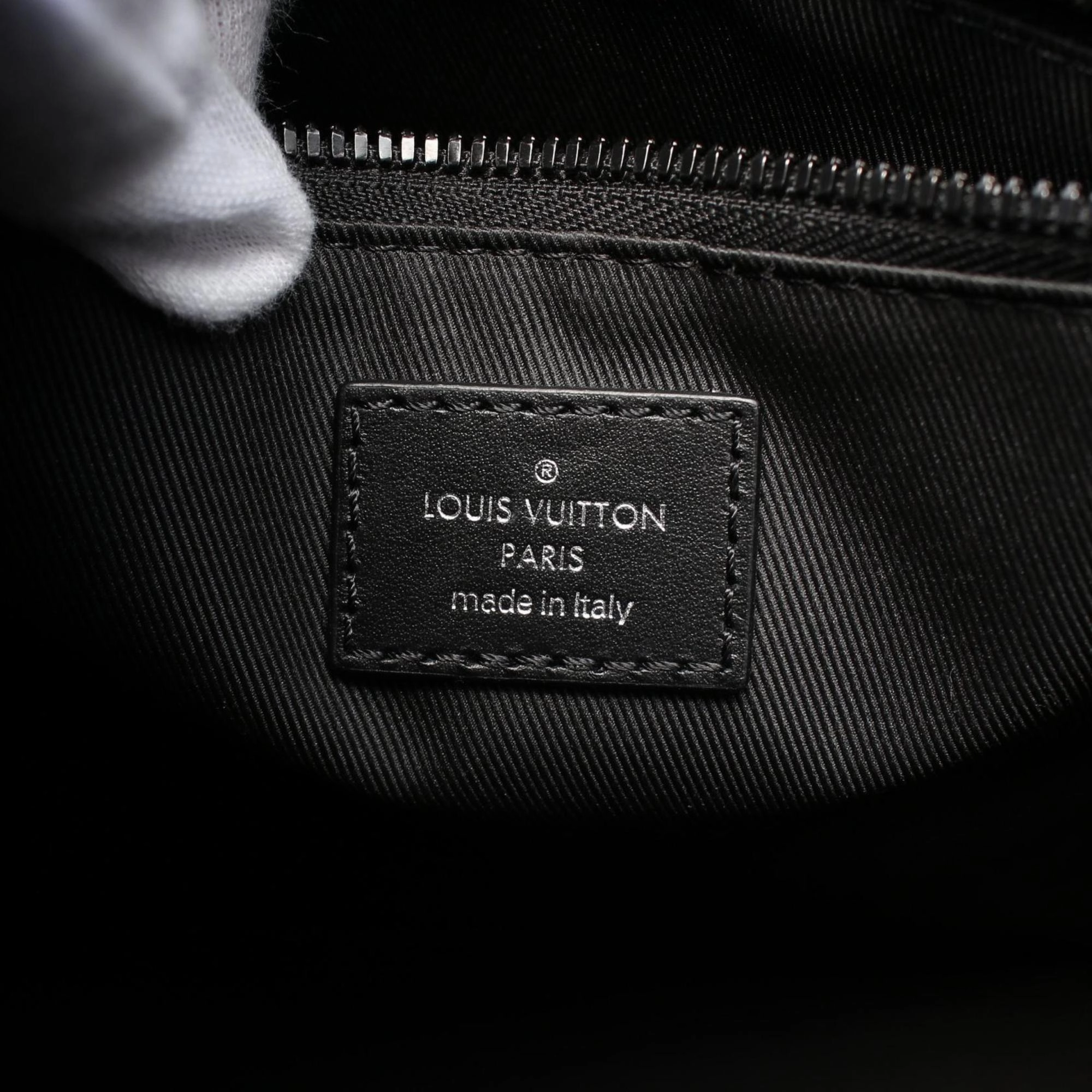 Louis Vuitton Epi Leather Handbag (Pre-Owned)