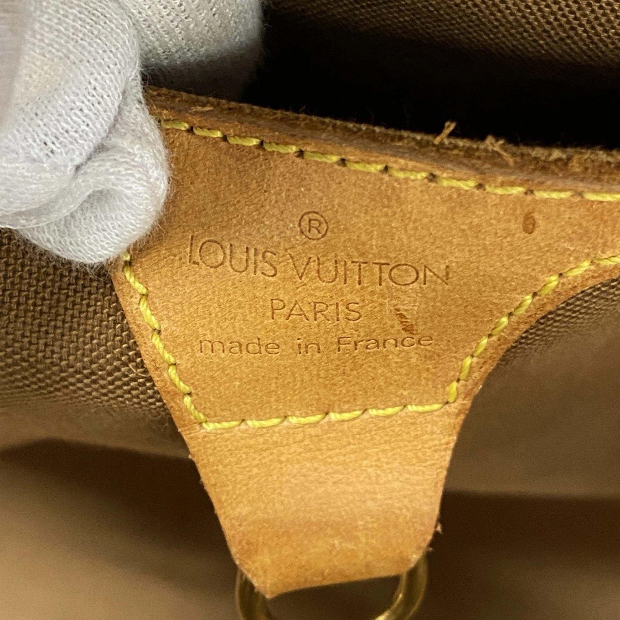 Louis Vuitton Handbag (Pre-Owned)