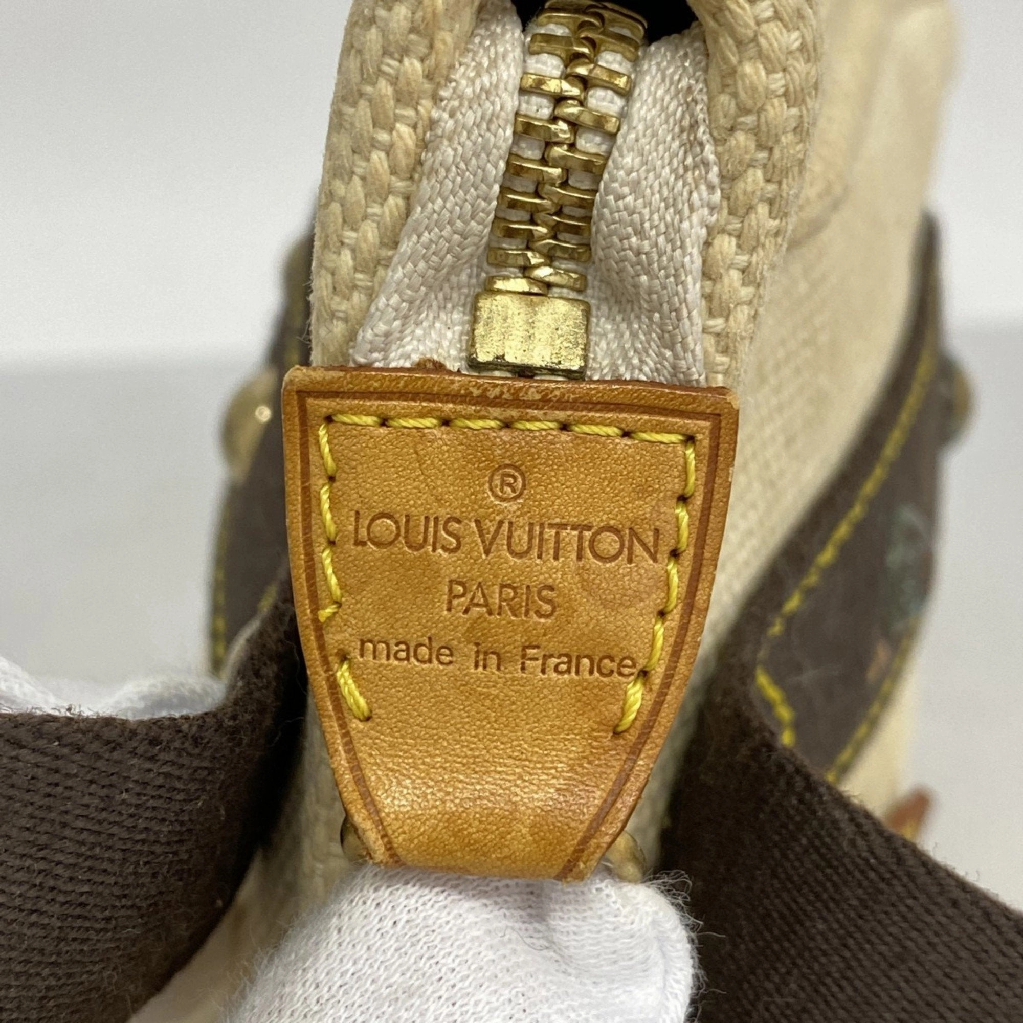 Louis Vuitton Handbag (Pre-Owned)