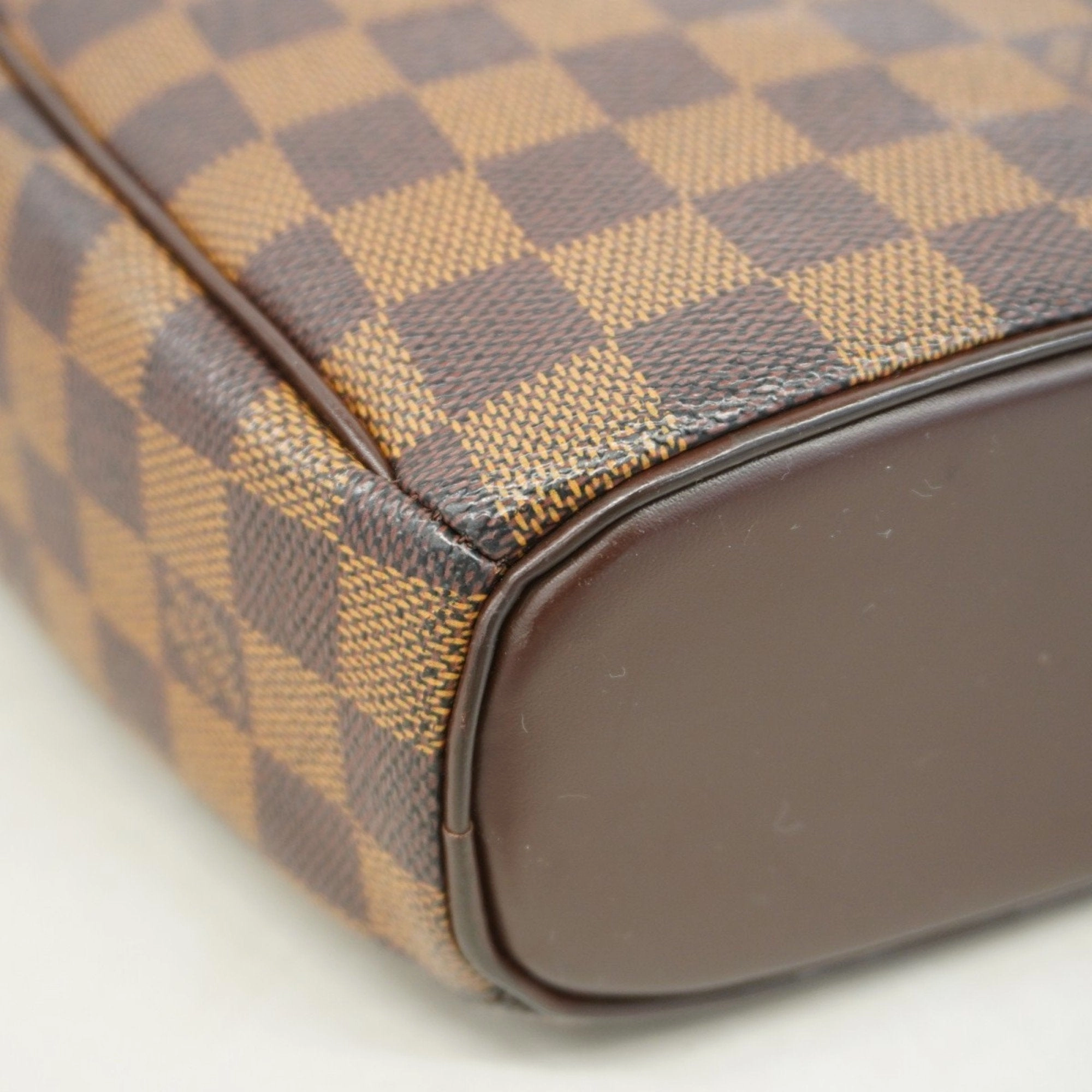 Louis Vuitton Handbag (Pre-Owned)