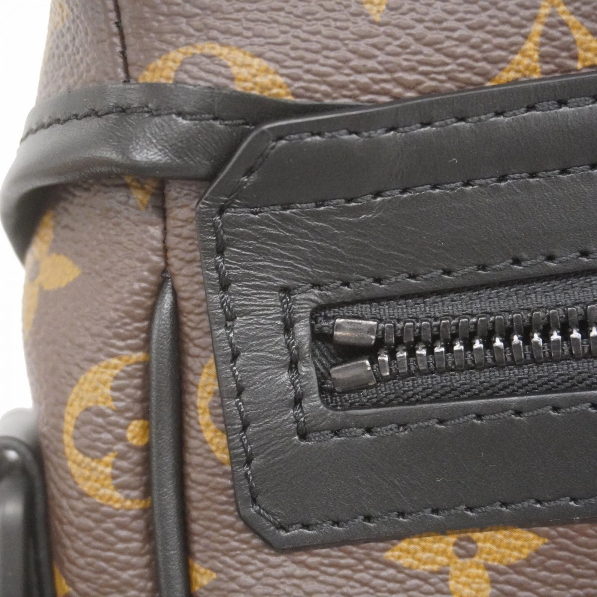 Louis Vuitton Handbag (Pre-Owned)
