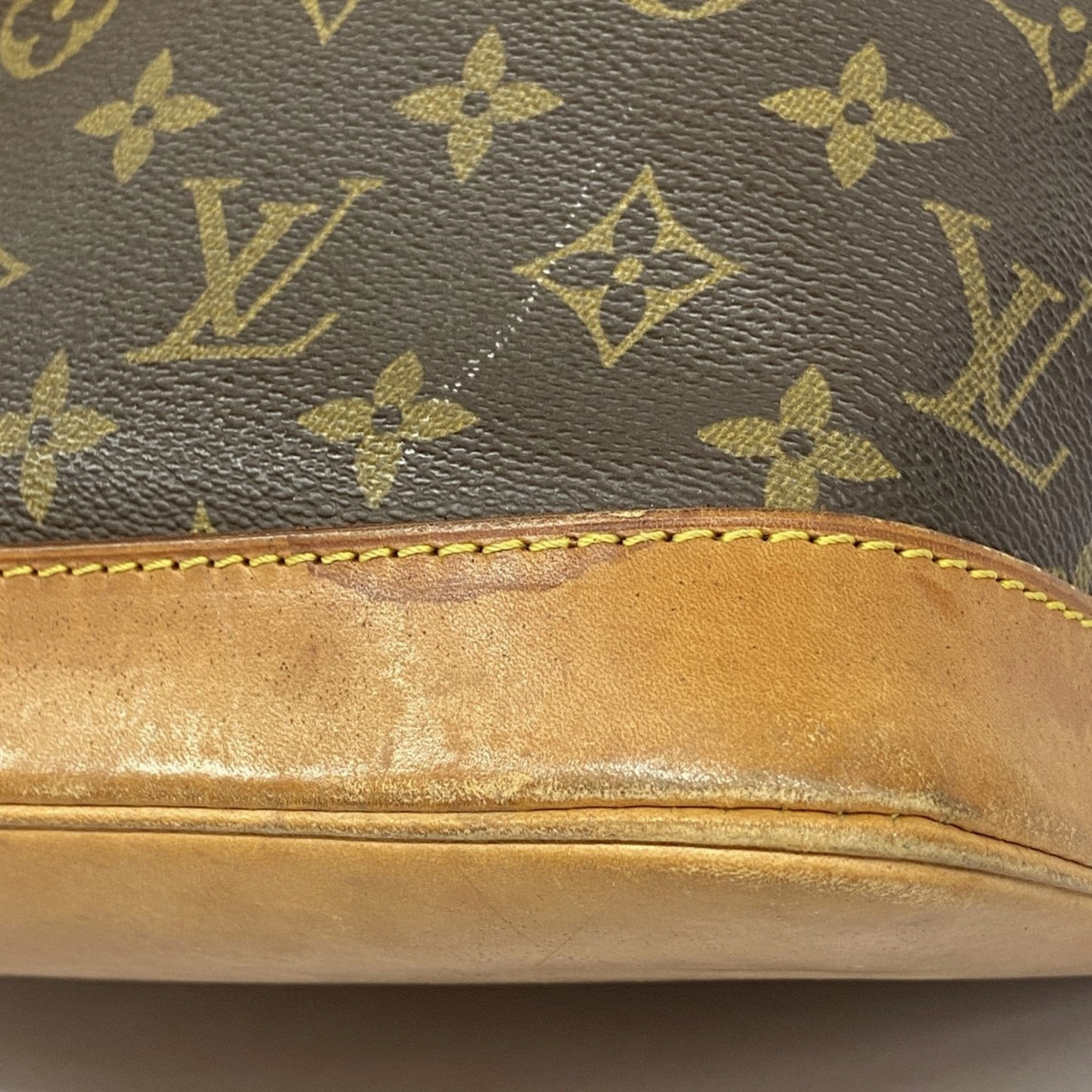 Louis Vuitton Handbag (Pre-Owned)
