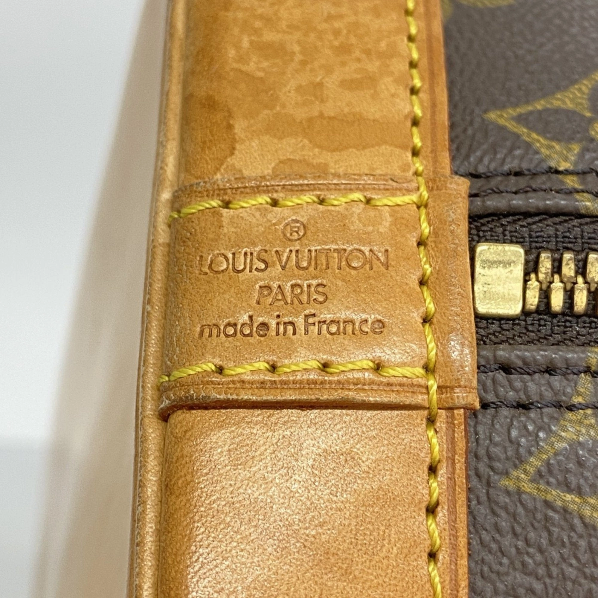 Louis Vuitton Handbag (Pre-Owned)