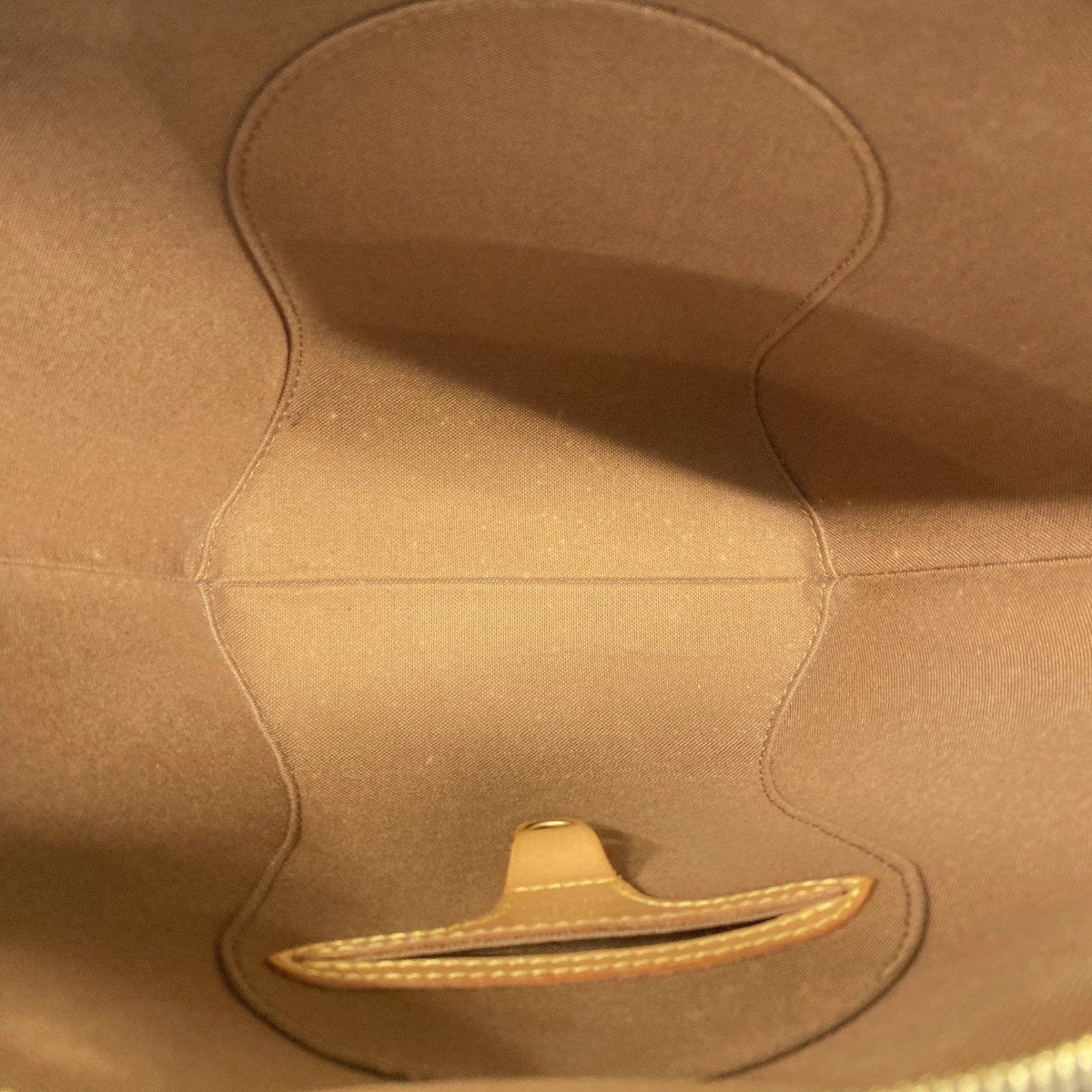 Louis Vuitton Handbag (Pre-Owned)