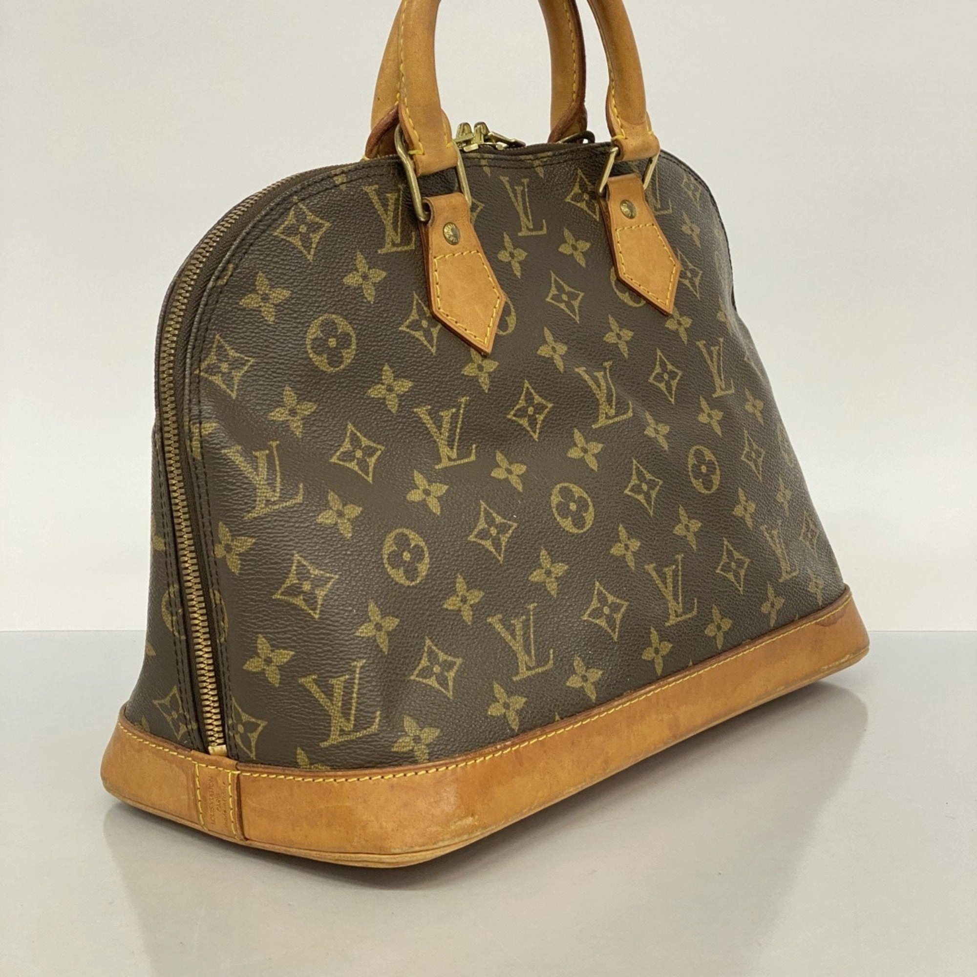 Louis Vuitton Handbag (Pre-Owned)