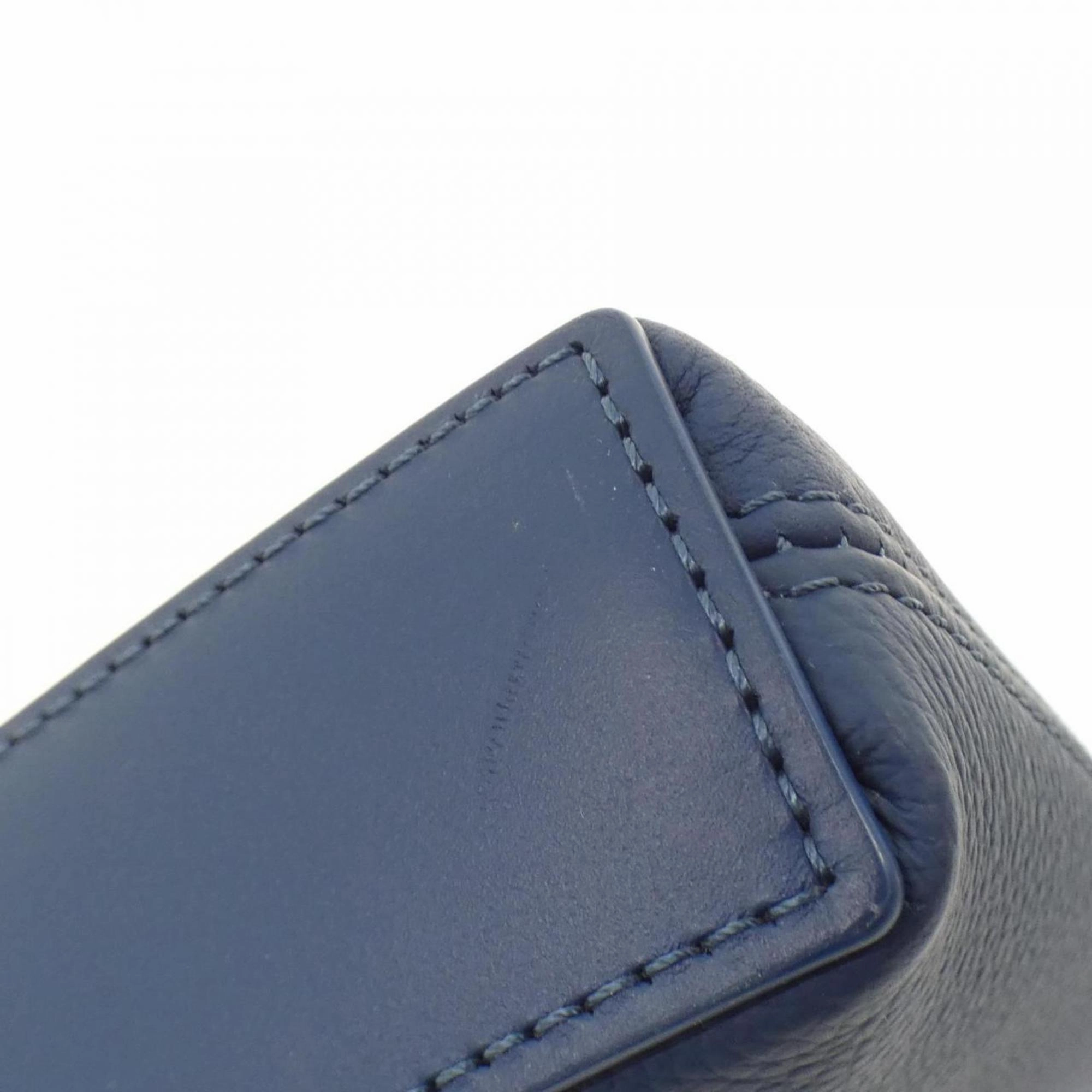 Louis Vuitton Leather Handbag Pochette (Pre-Owned)