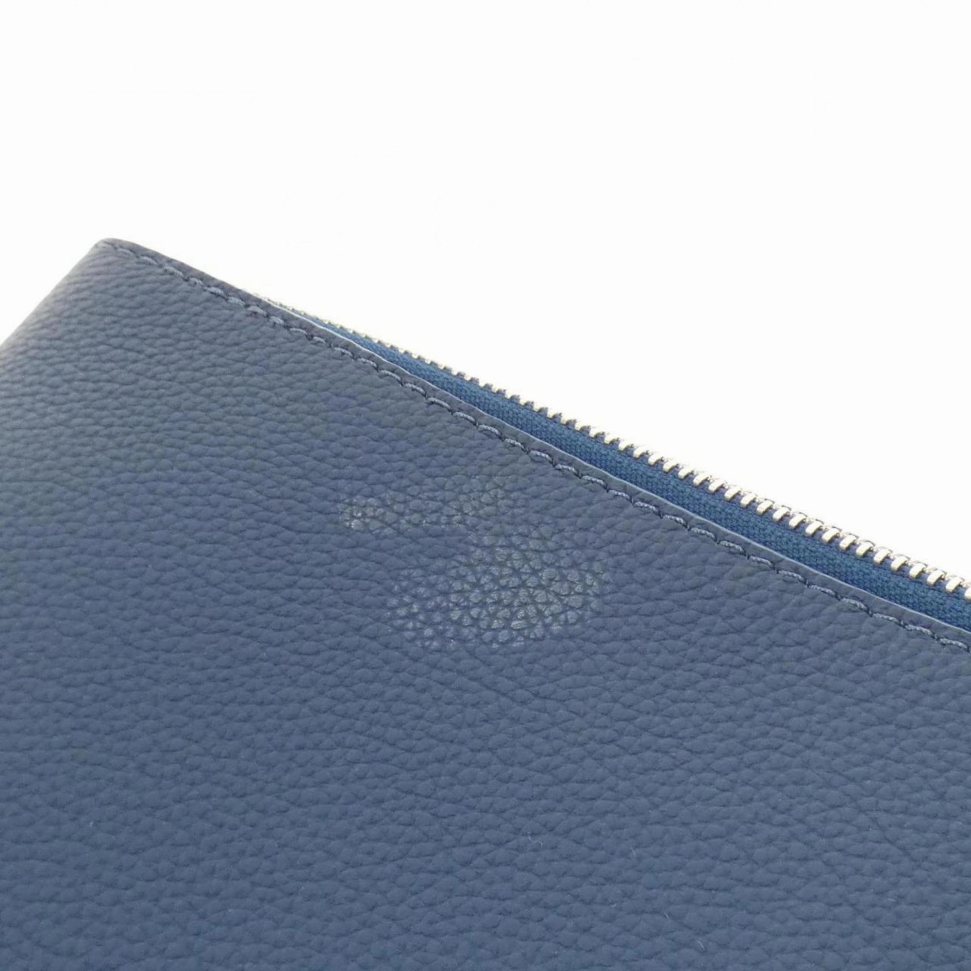 Louis Vuitton Leather Handbag Pochette (Pre-Owned)