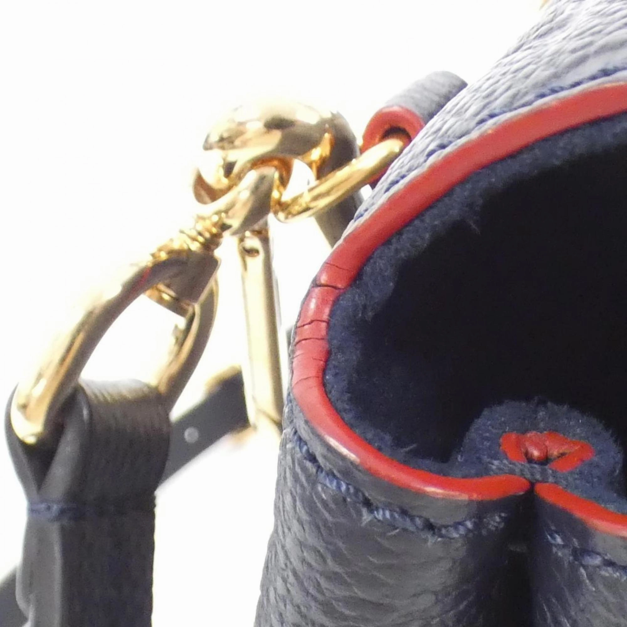Louis Vuitton Leather Handbag (Pre-Owned)