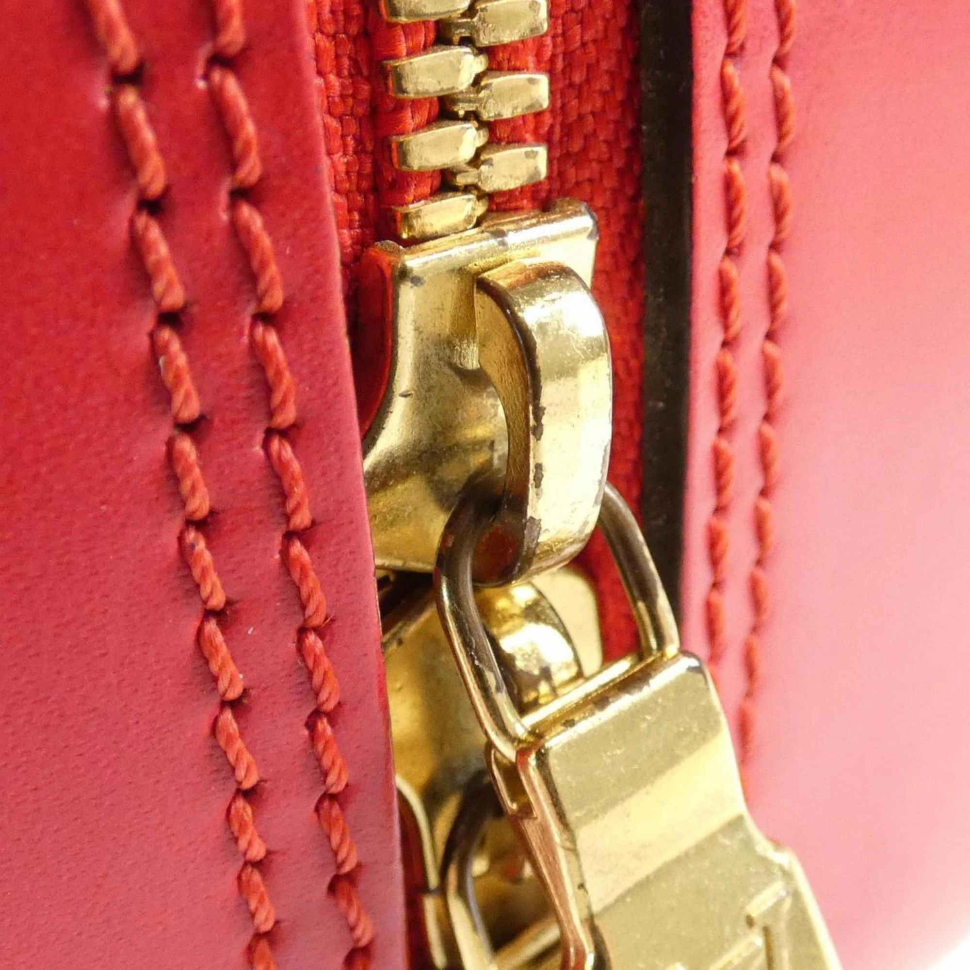 Louis Vuitton Leather Handbag (Pre-Owned)