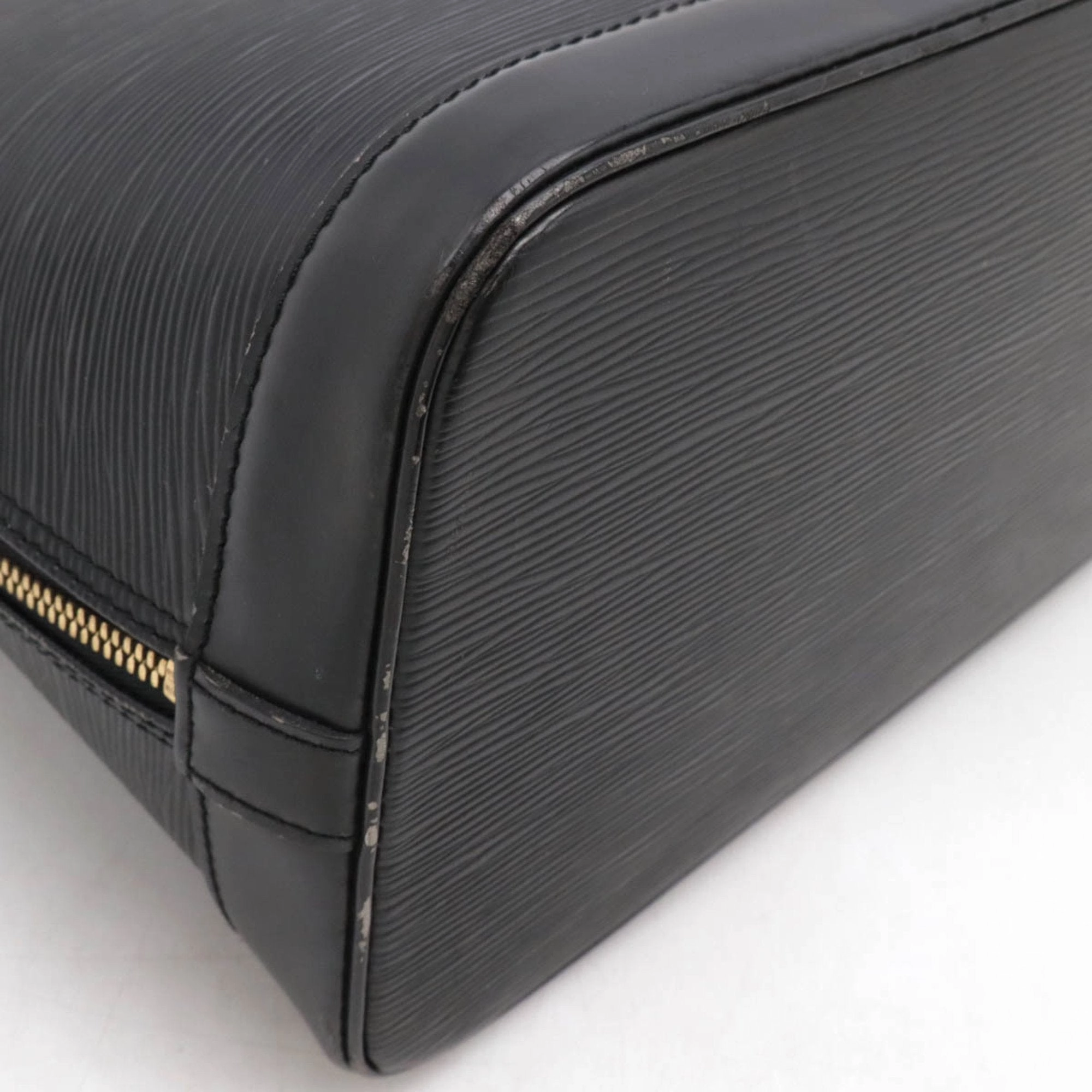 Louis Vuitton Noir Epi Leather Handbag (Pre-Owned)