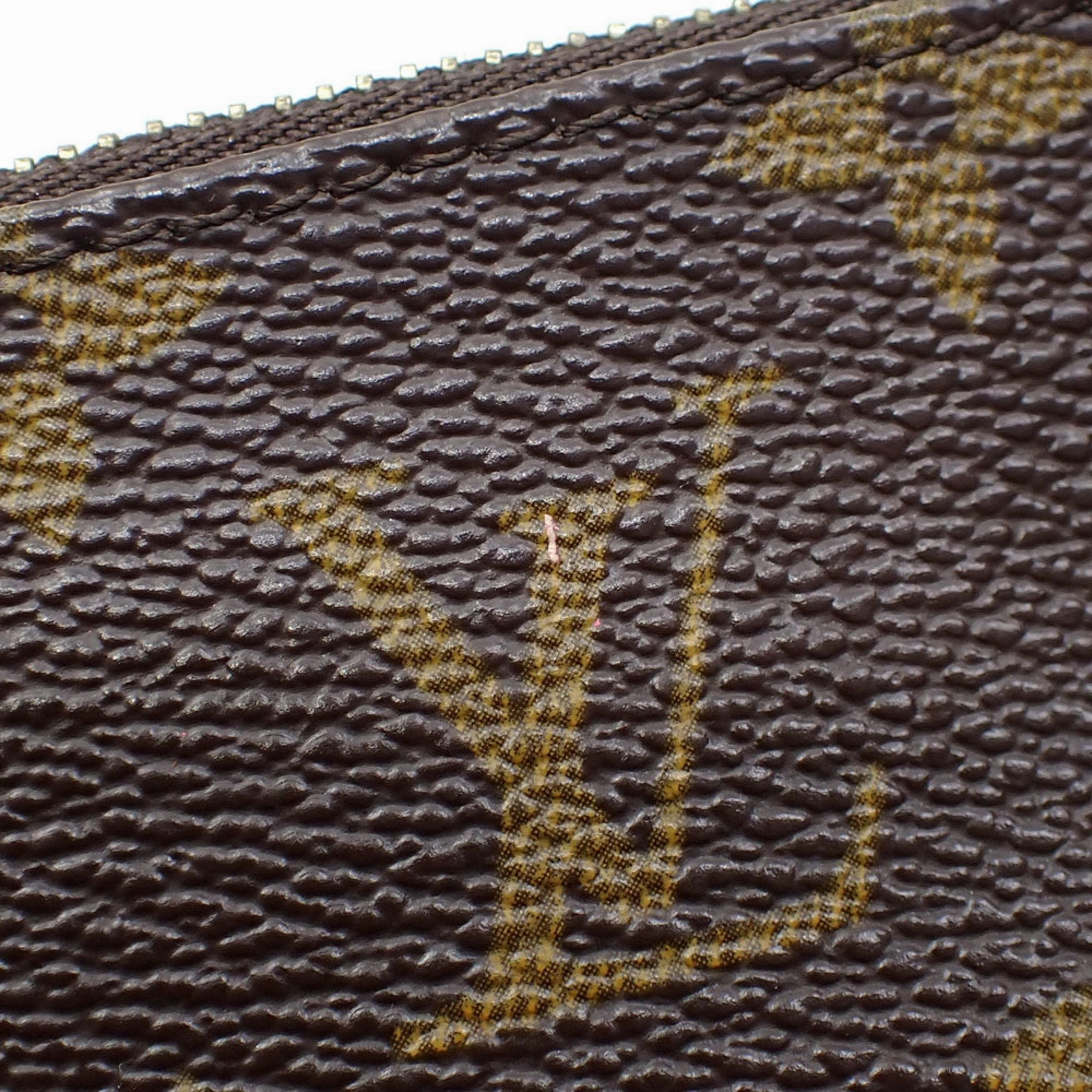 Louis Vuitton  Pochette Pouch (Pre-Owned)